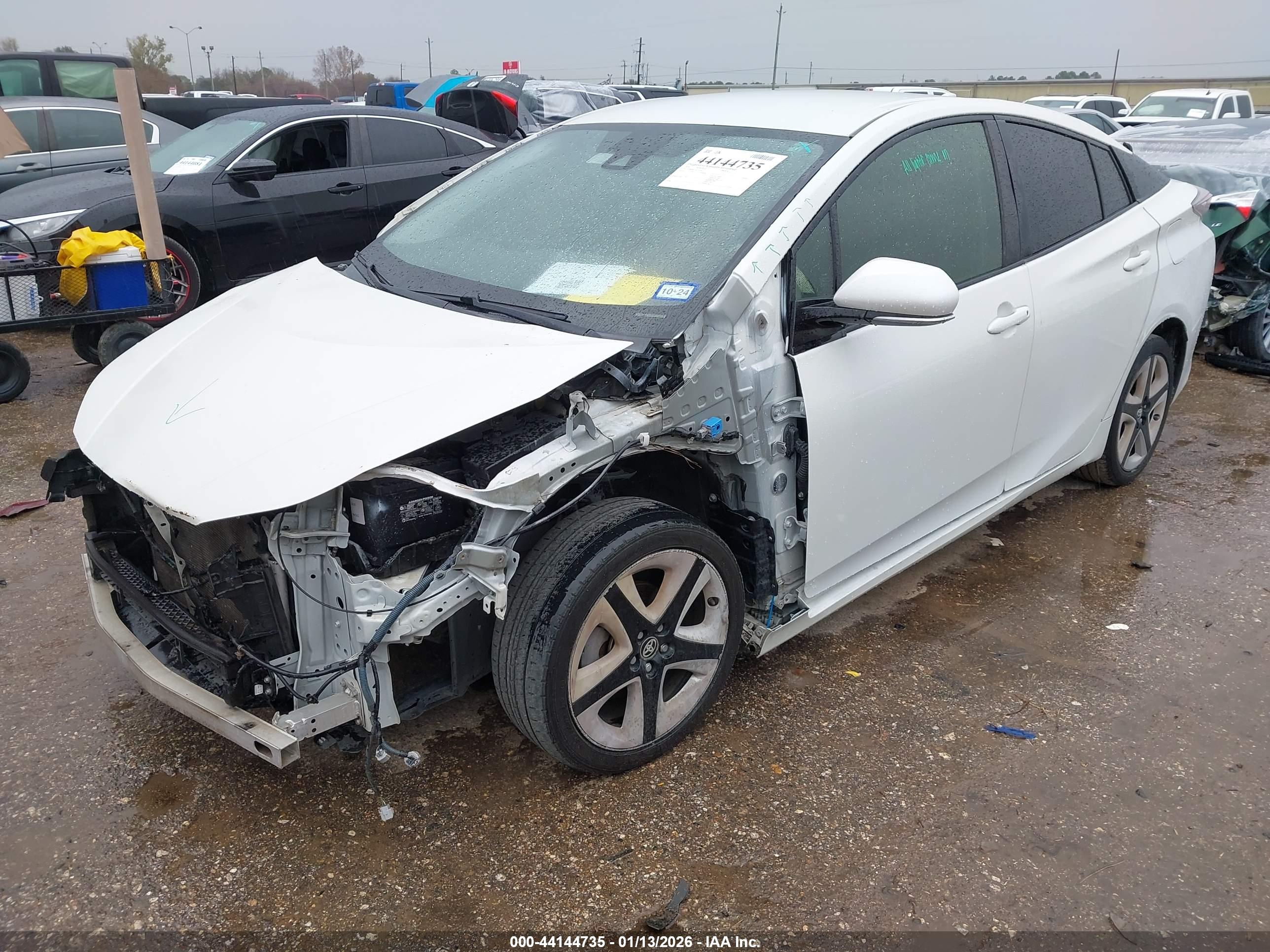 TOYOTA PRIUS image 2