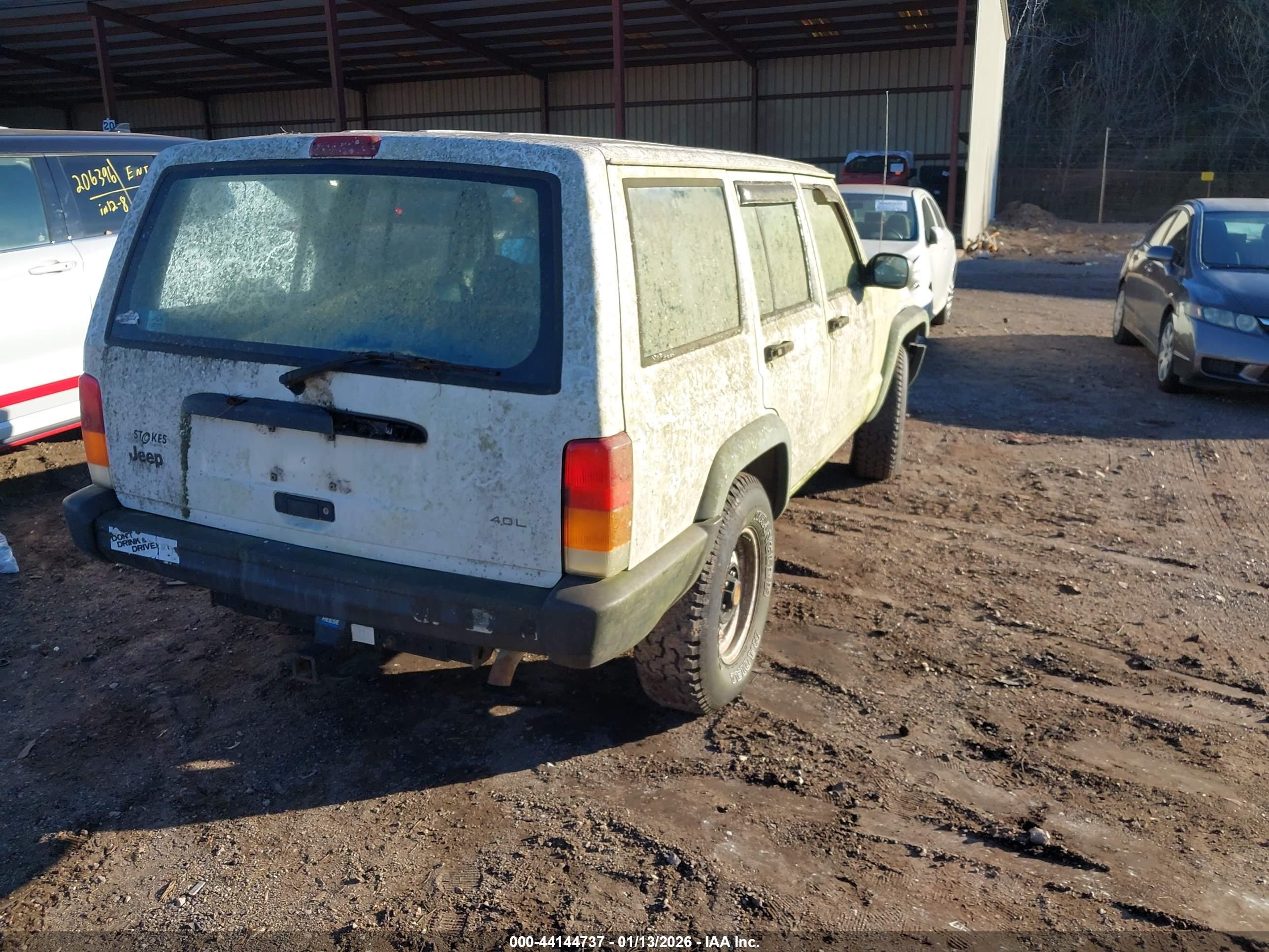 JEEP CHEROKEE image 4