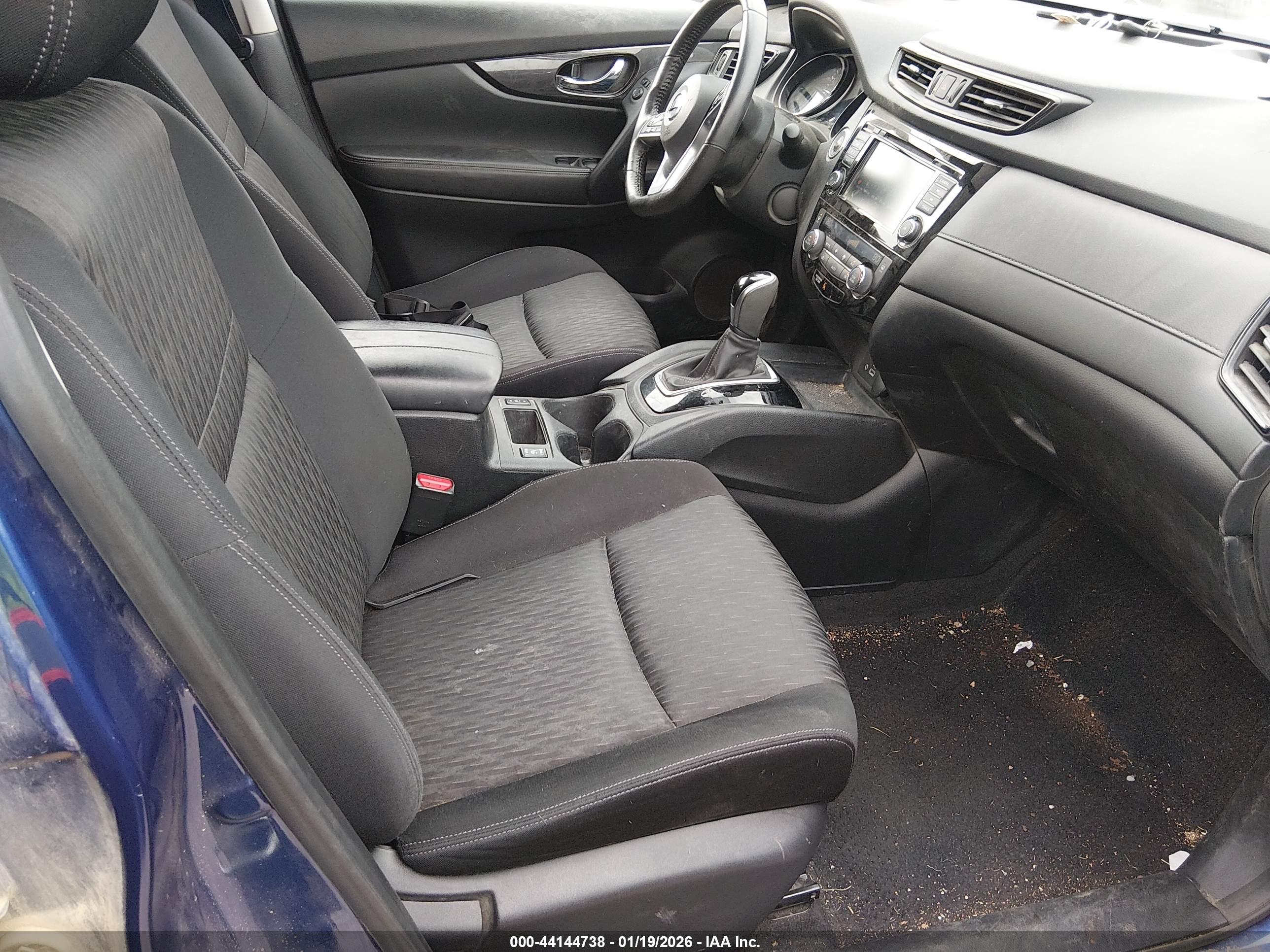 NISSAN ROGUE image 5