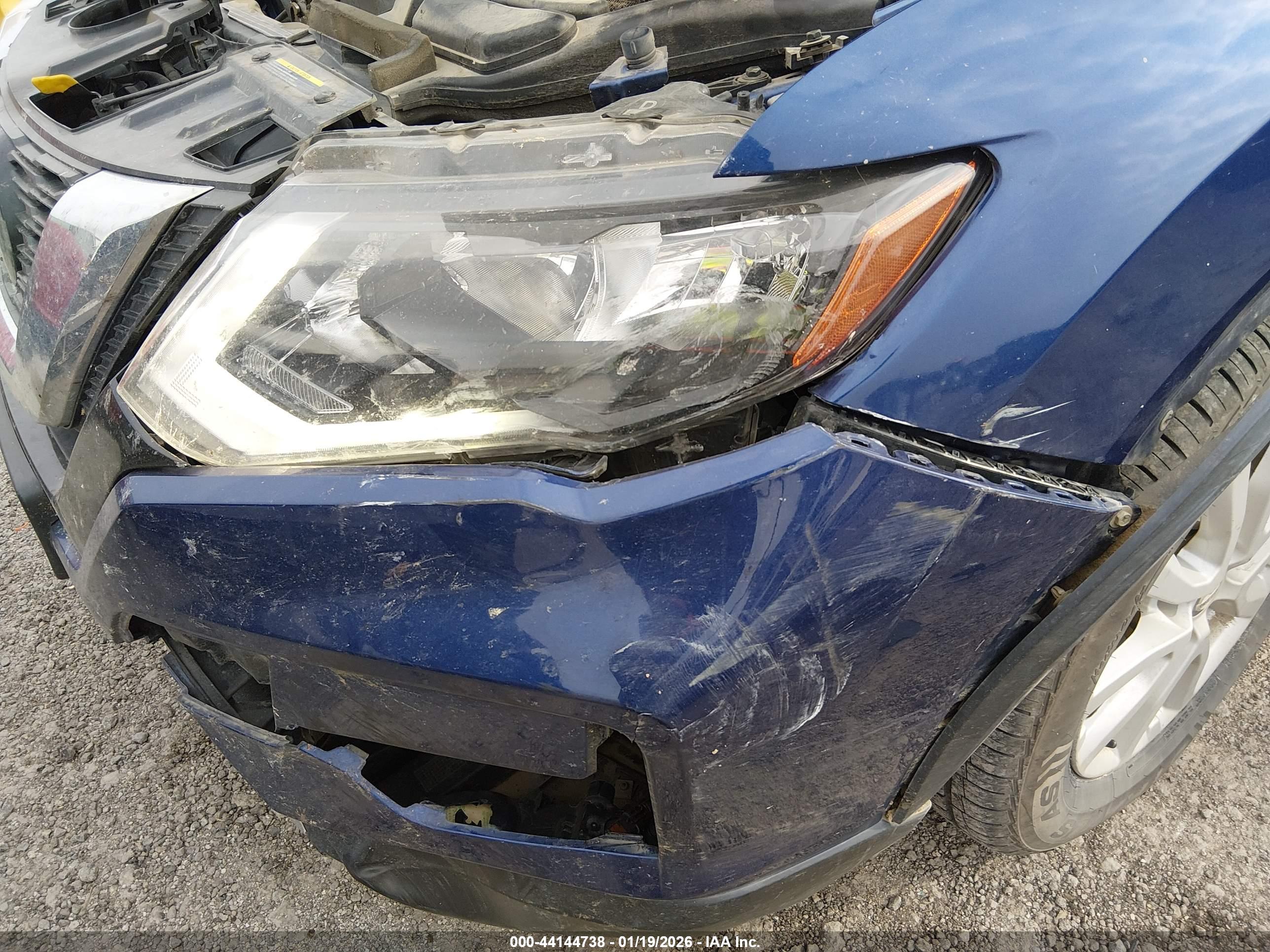 NISSAN ROGUE image 6
