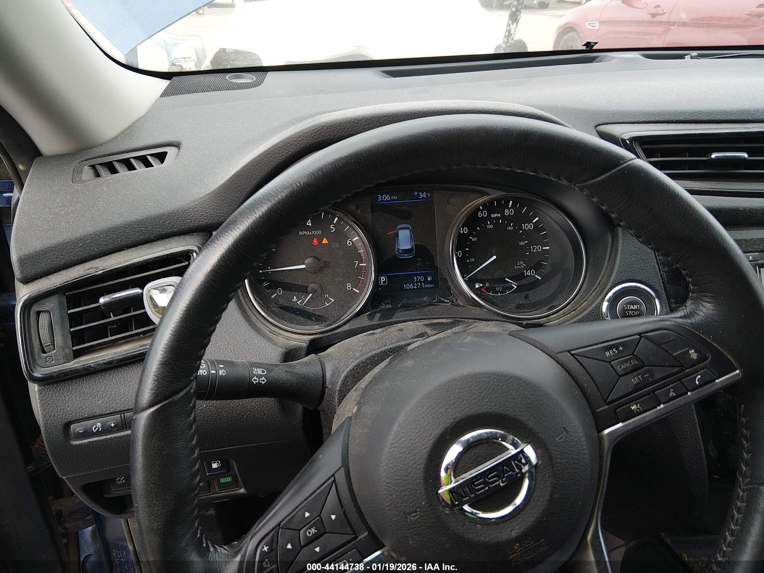 NISSAN ROGUE image 7