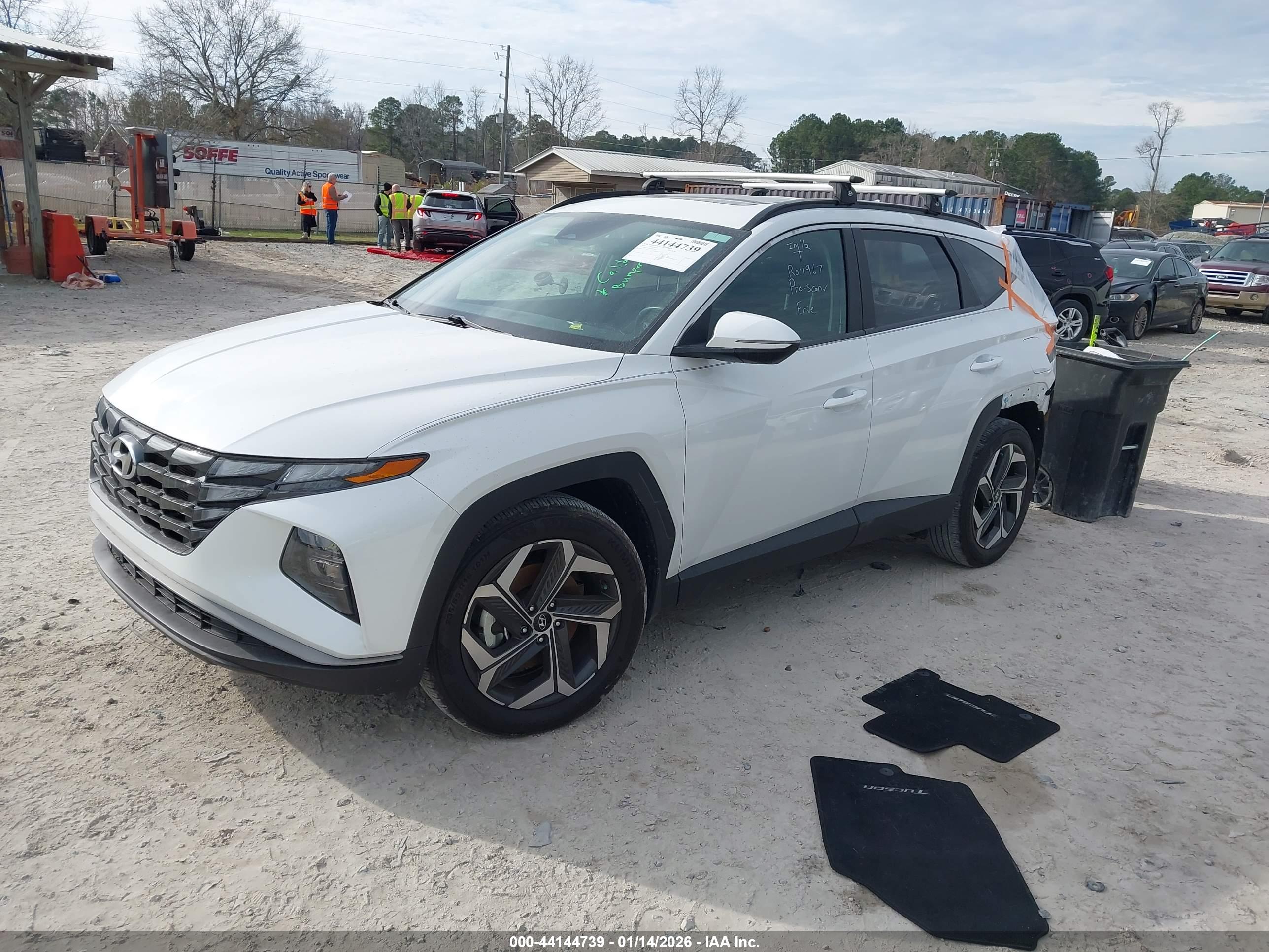 HYUNDAI TUCSON image 2