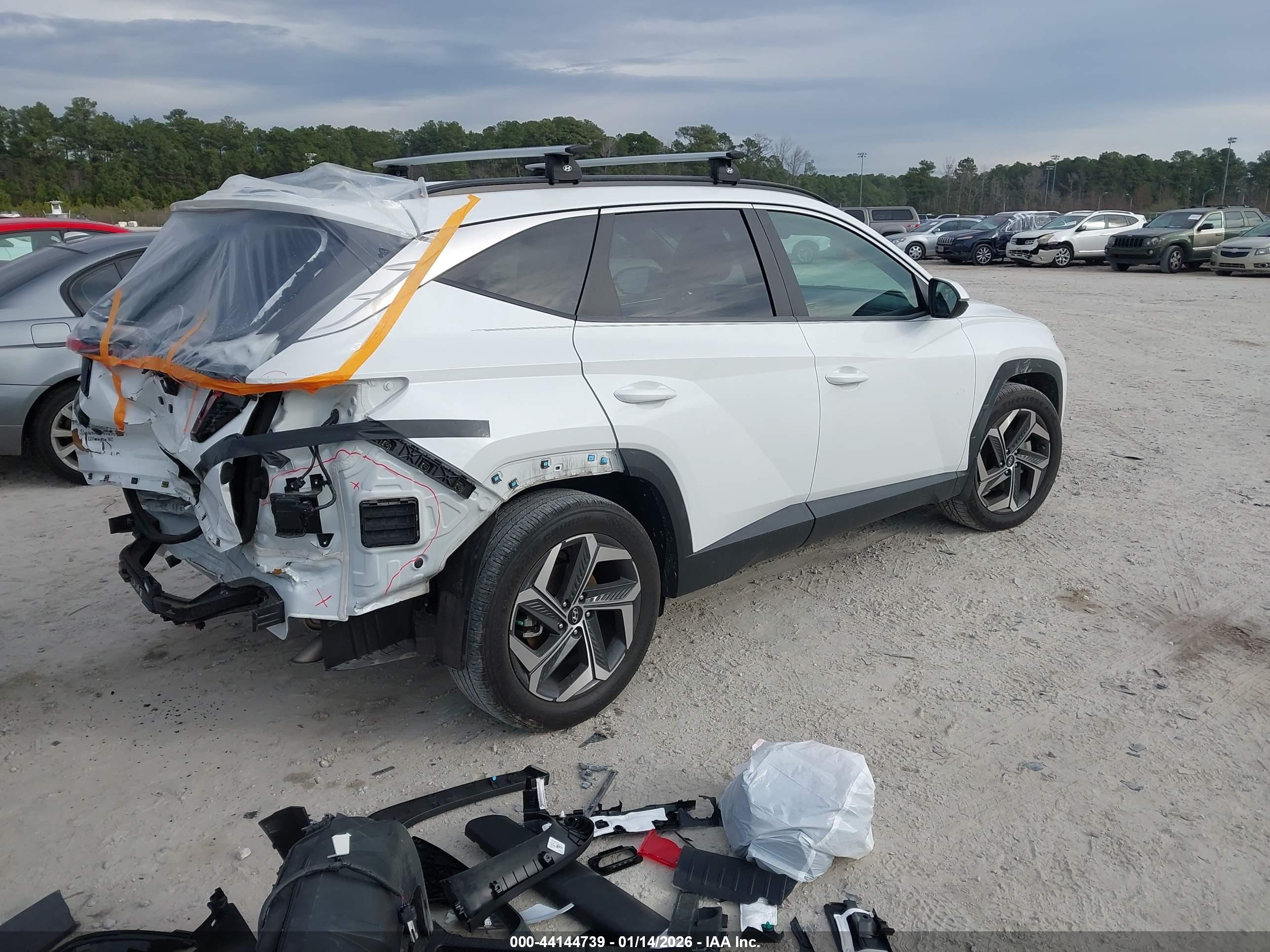HYUNDAI TUCSON image 4