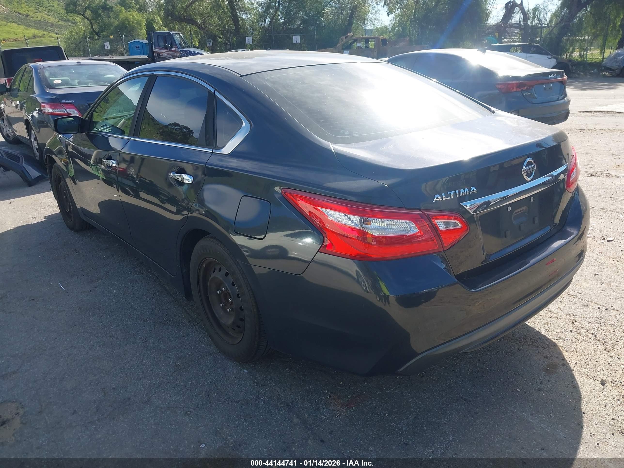 NISSAN ALTIMA image 3