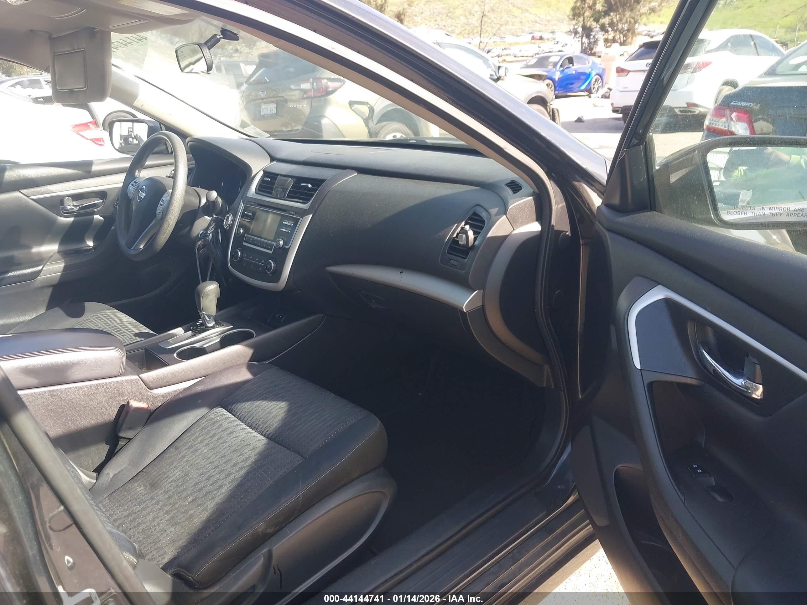 NISSAN ALTIMA image 5