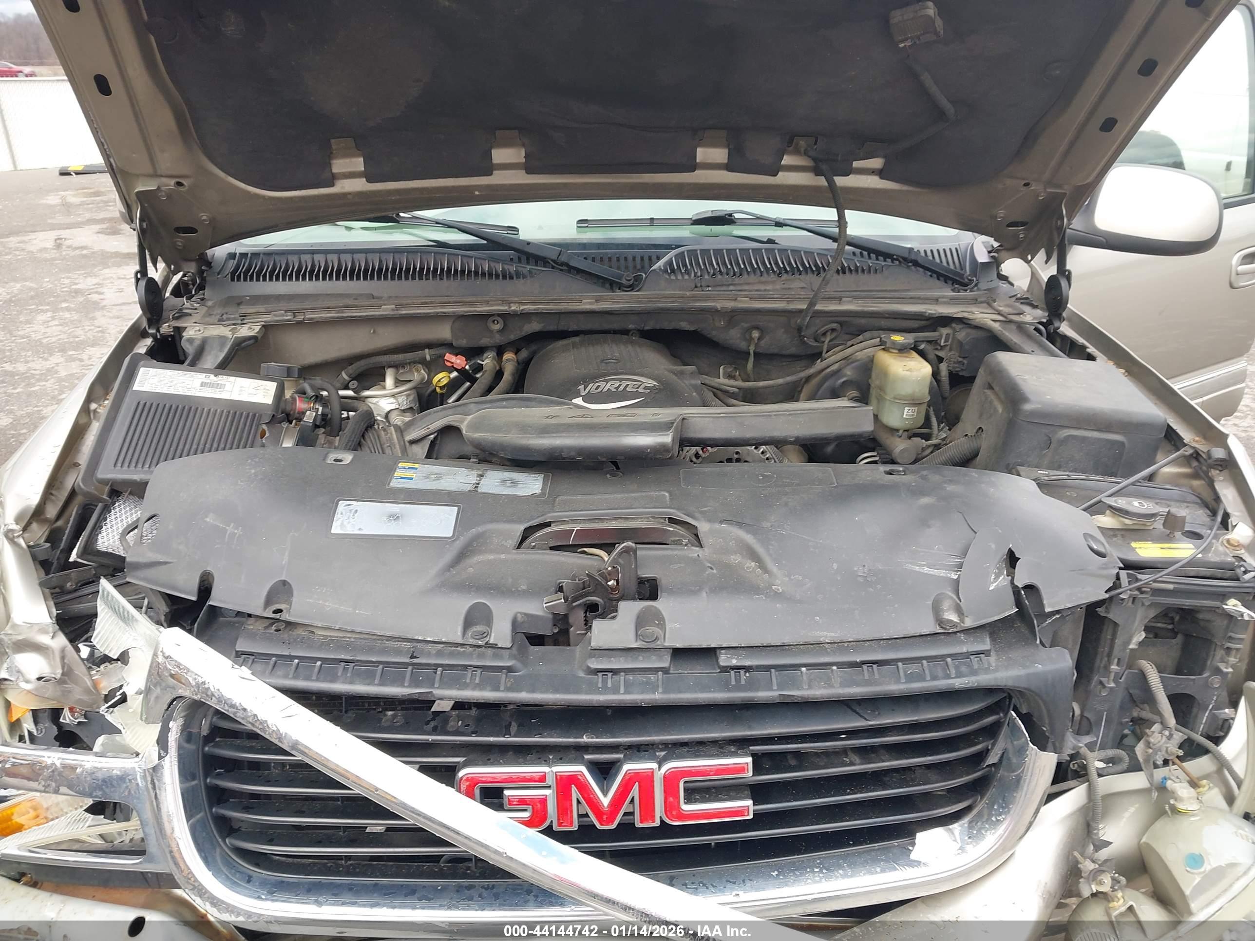 GMC YUKON image 10