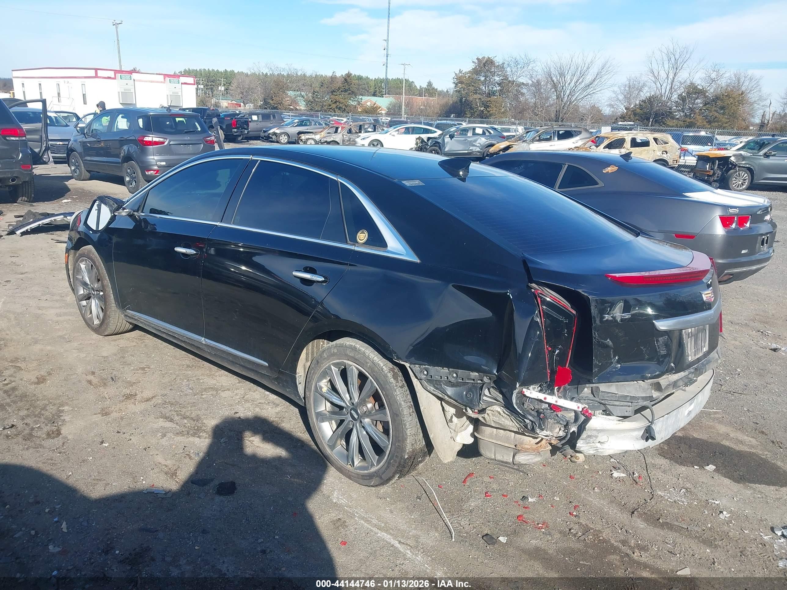 CADILLAC XTS image 3
