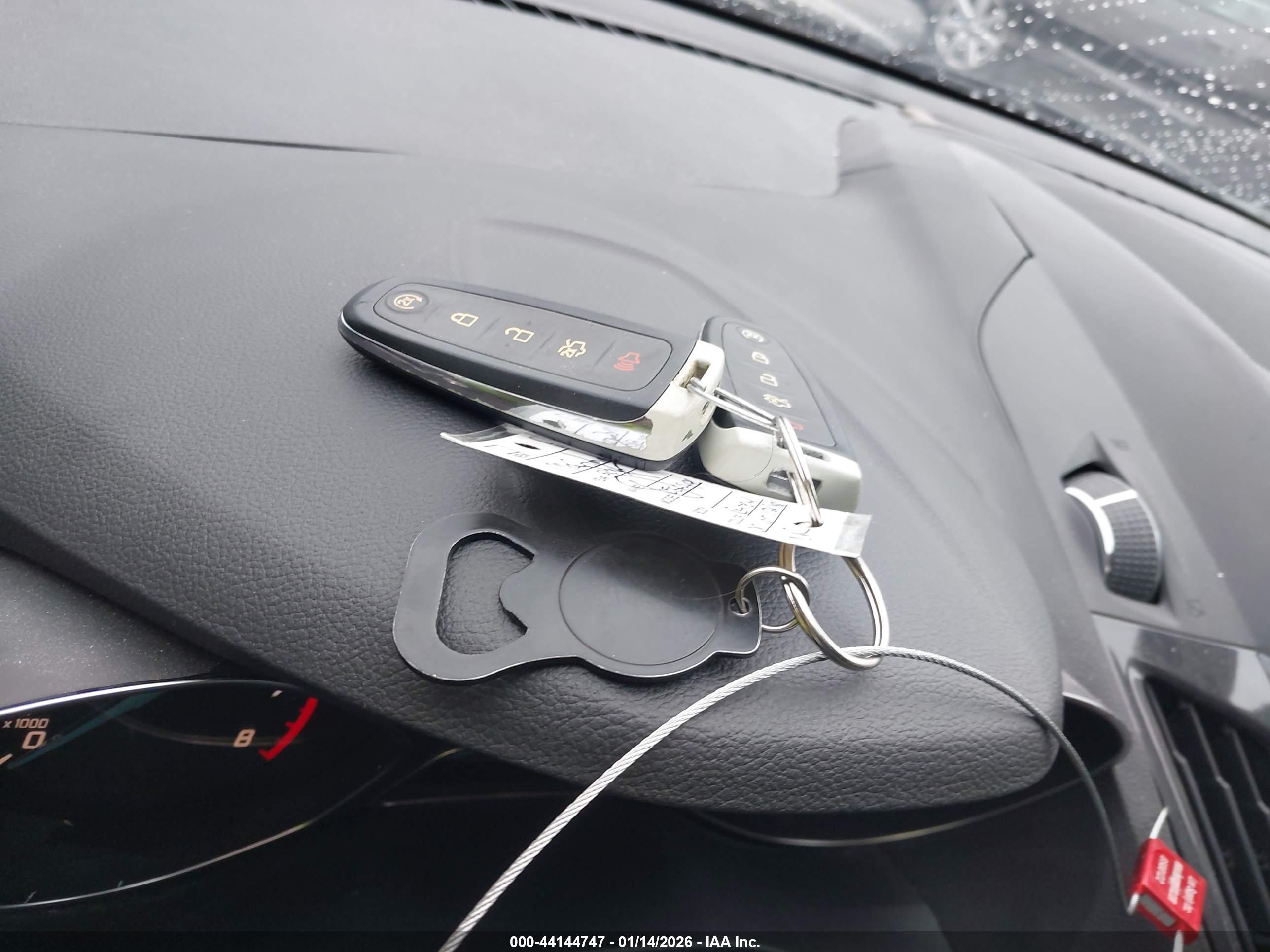 FORD ESCAPE image 11