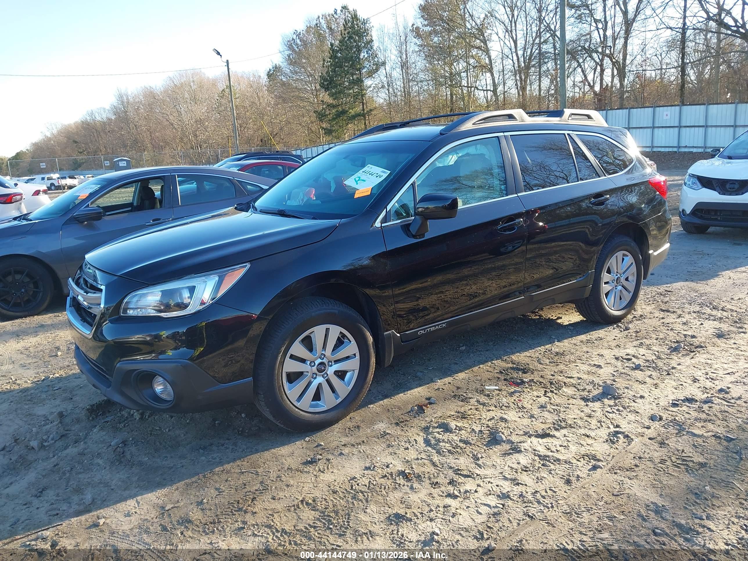 SUBARU OUTBACK image 2