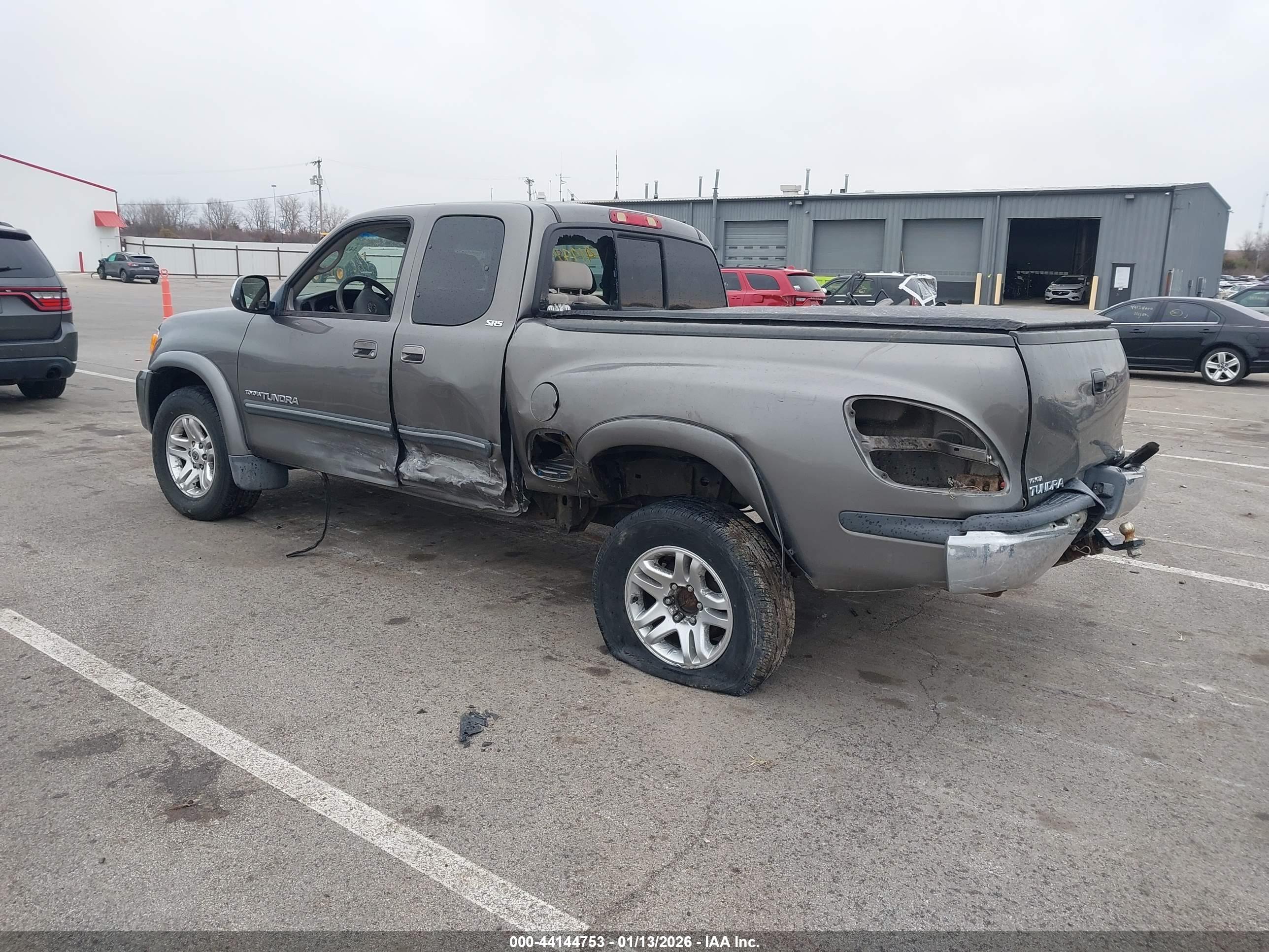 TOYOTA TUNDRA image 3