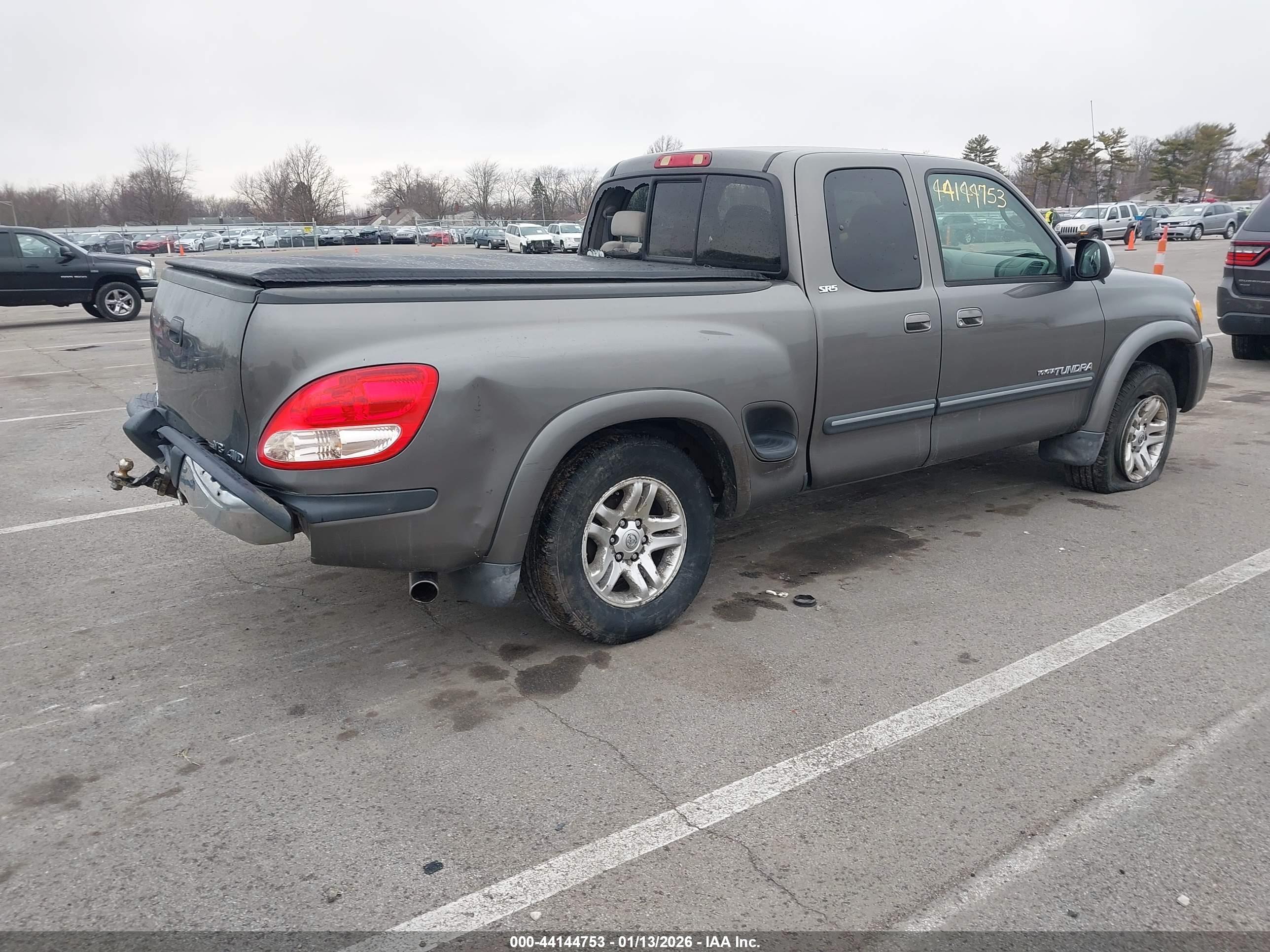 TOYOTA TUNDRA image 4