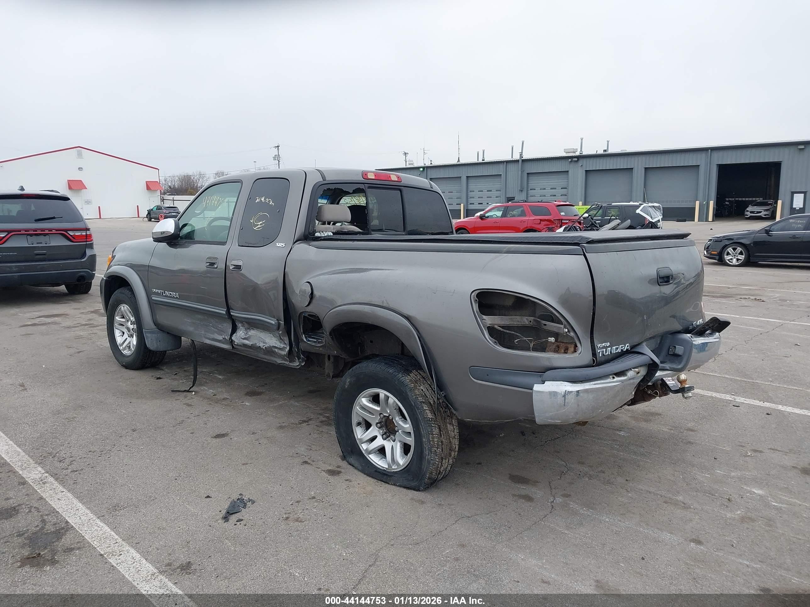 TOYOTA TUNDRA image 6