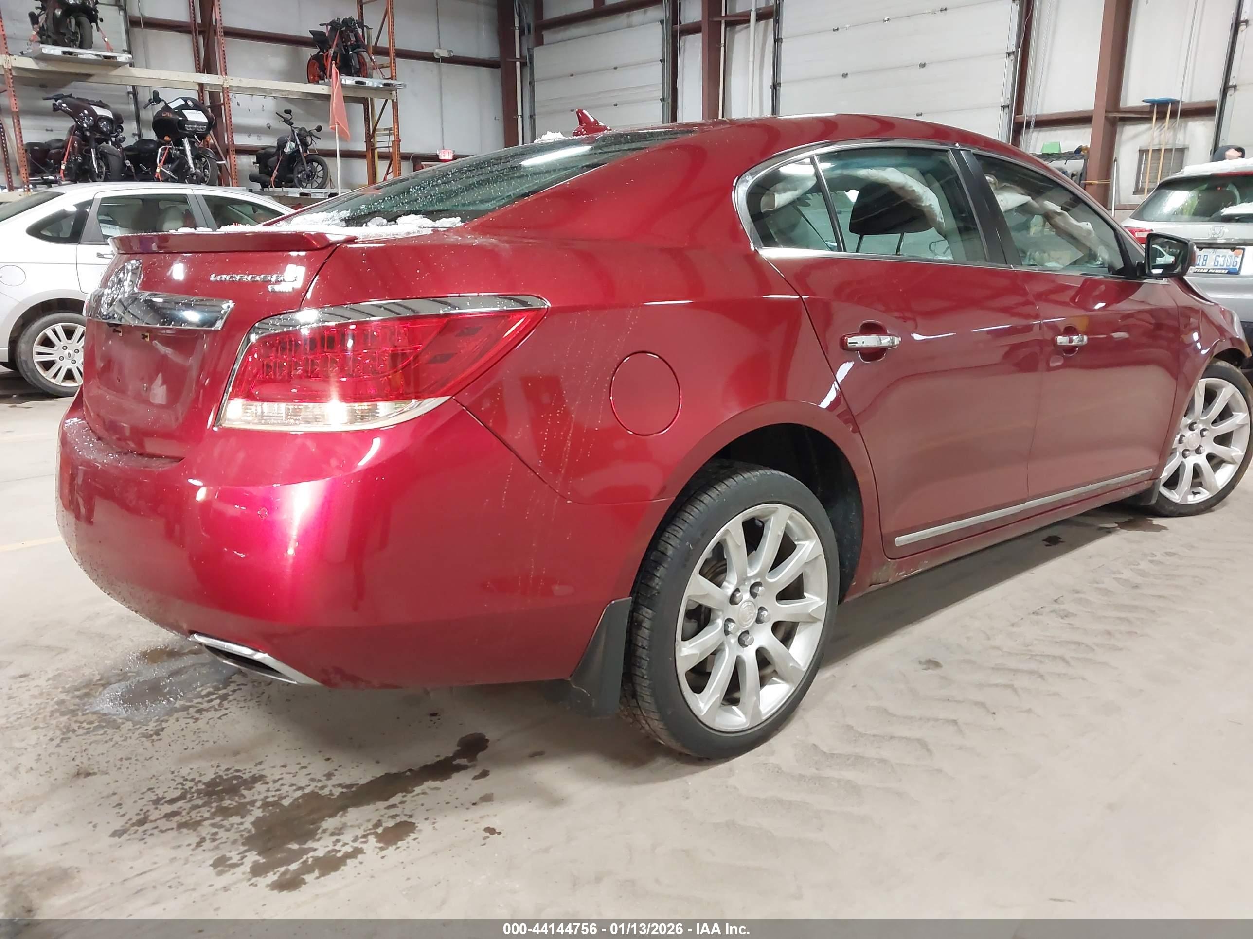 BUICK LACROSSE image 4