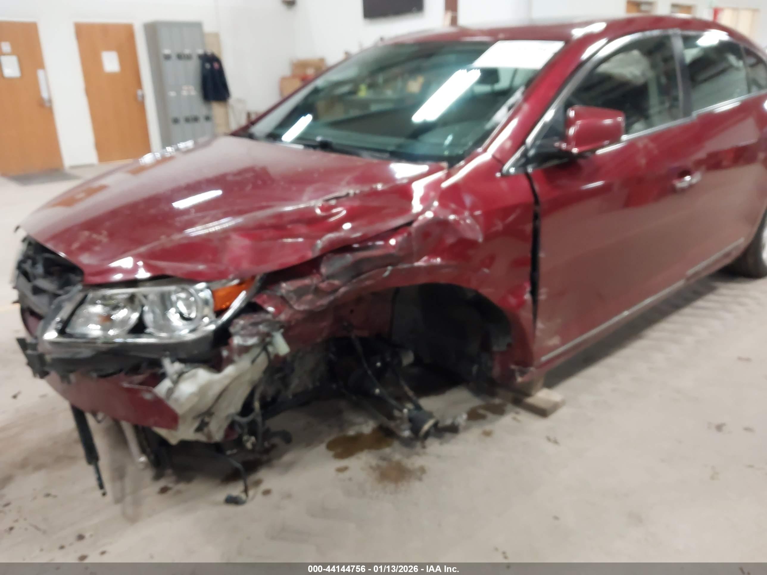 BUICK LACROSSE image 6