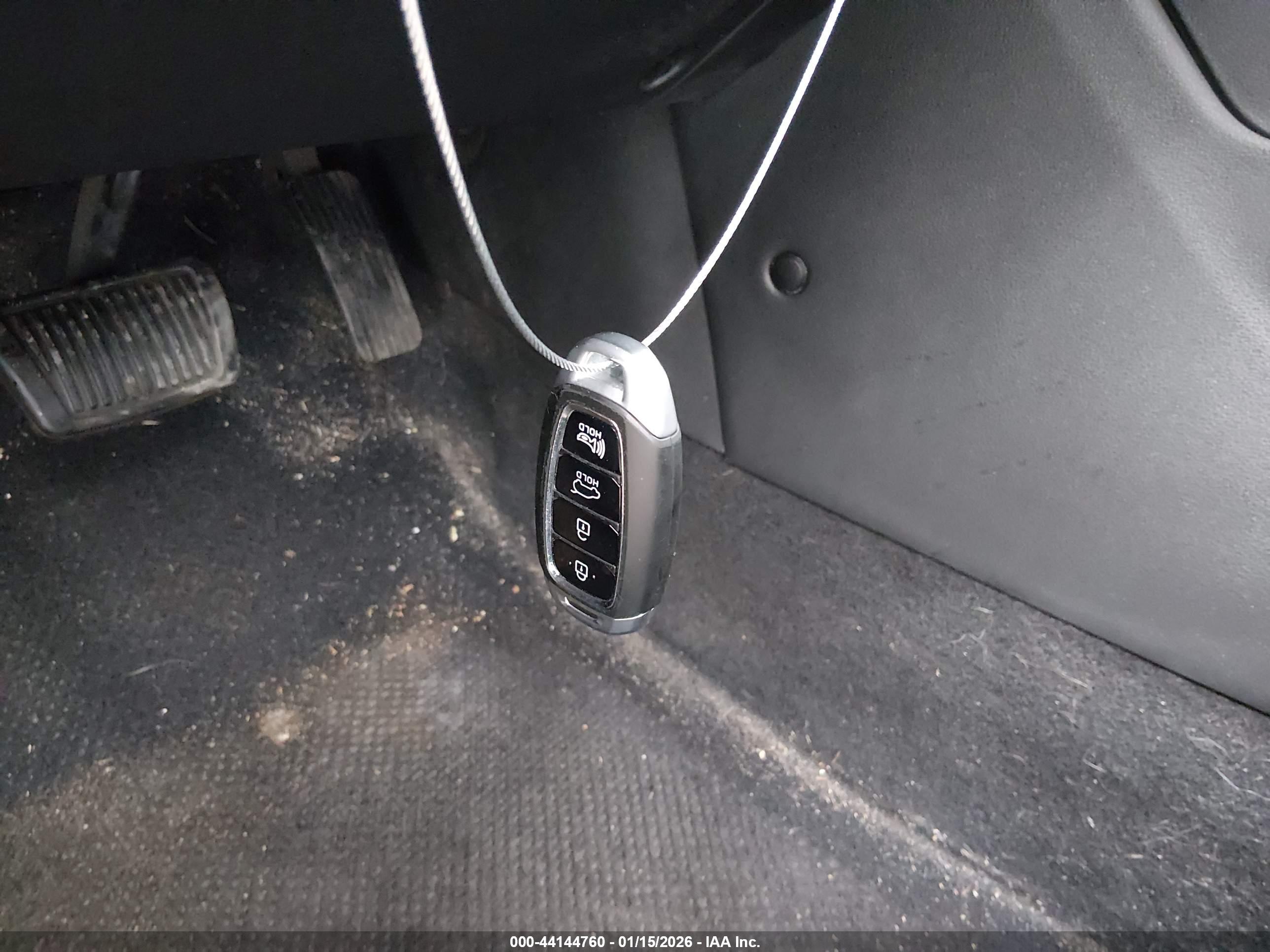 HYUNDAI KONA image 11