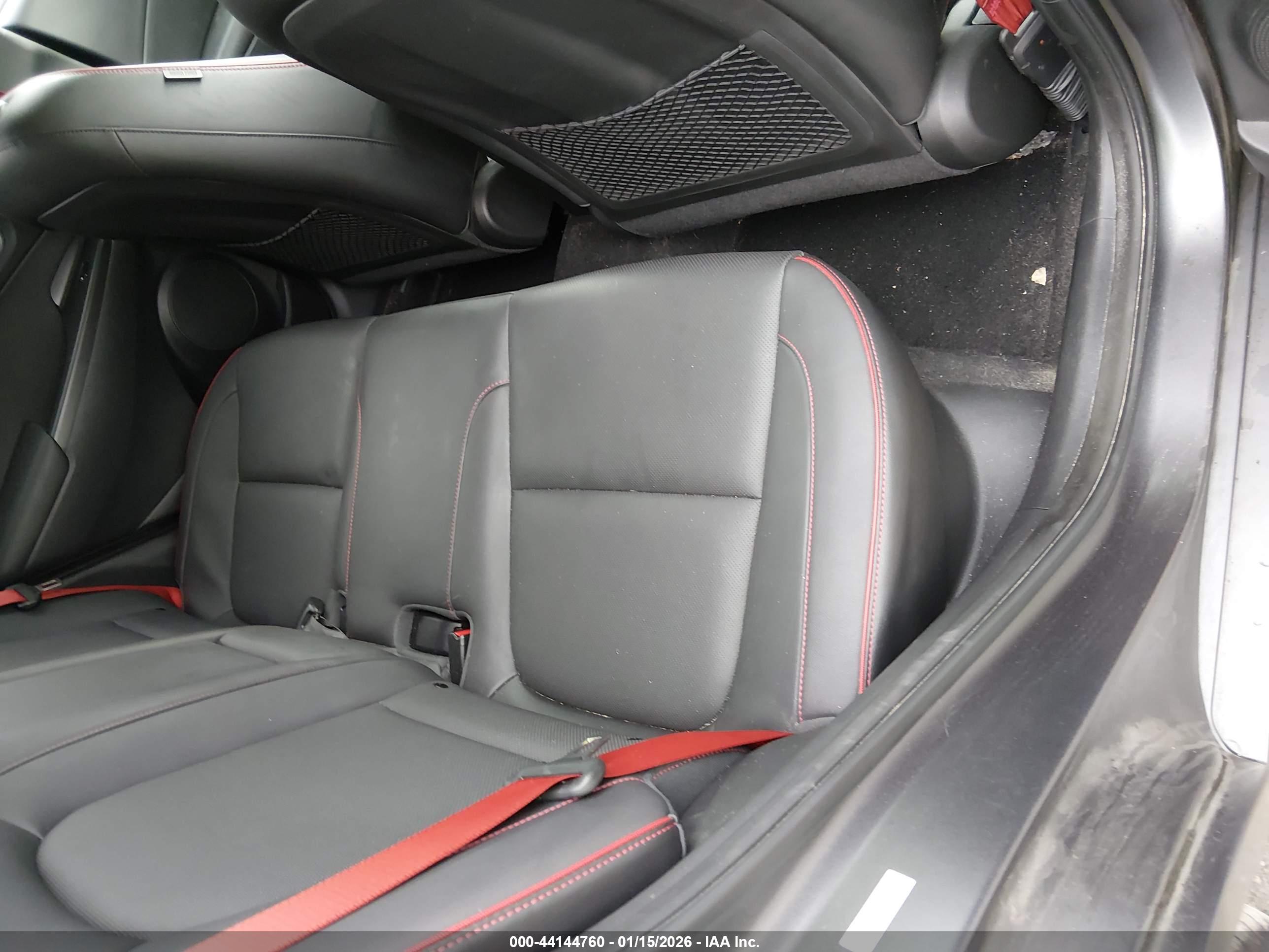 HYUNDAI KONA image 8