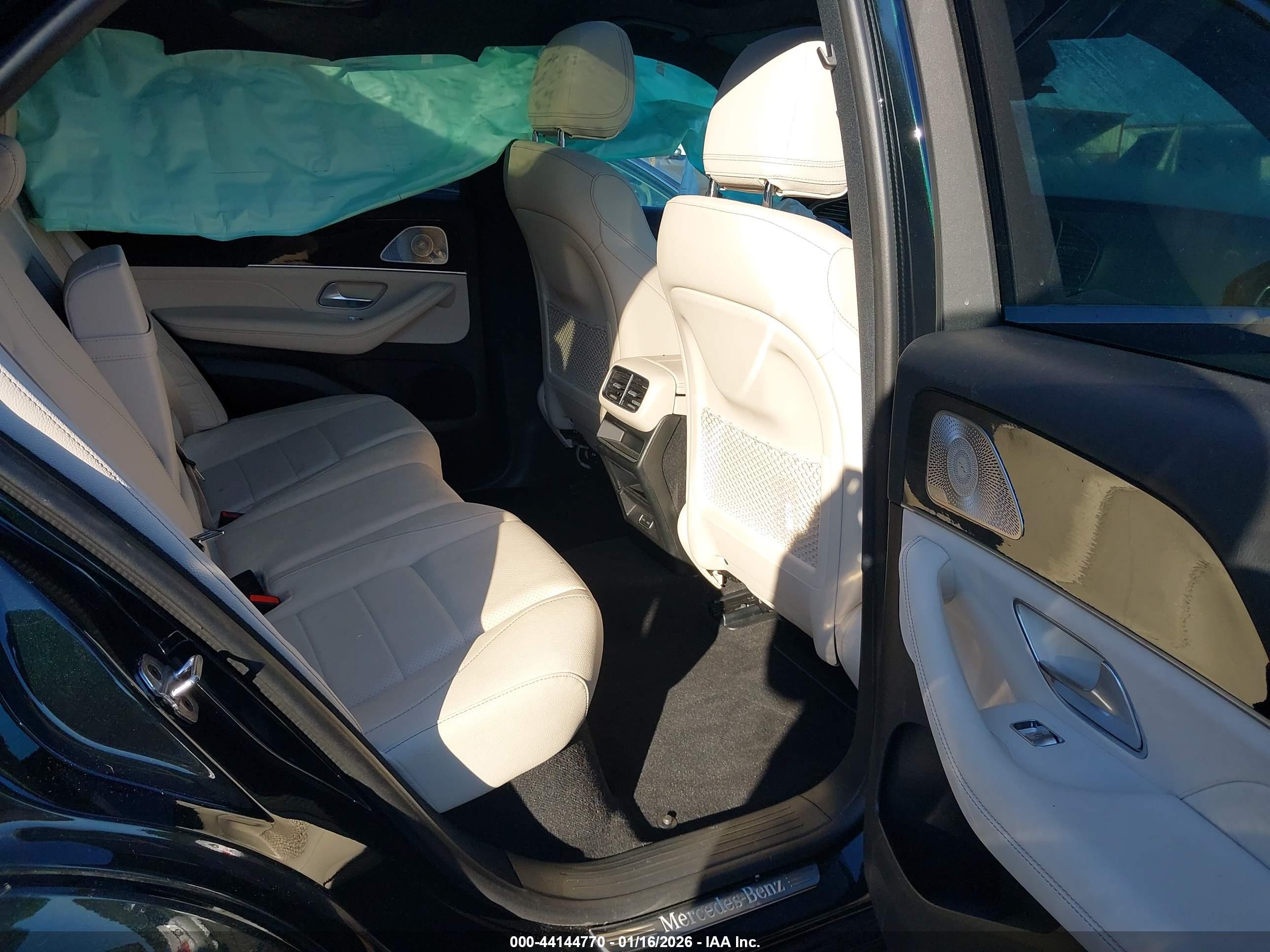 MERCEDES-BENZ GLE image 8