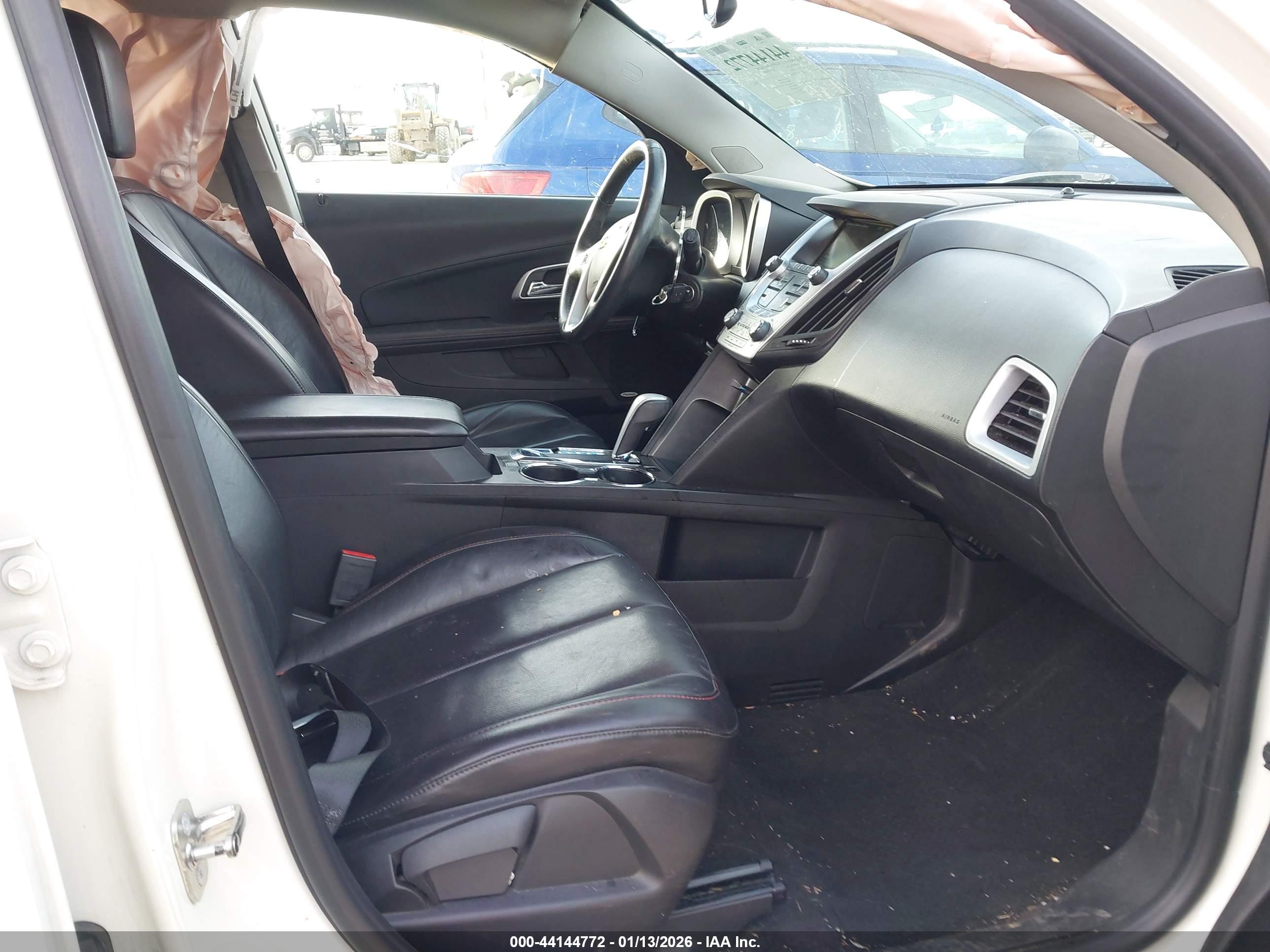 CHEVROLET EQUINOX image 5