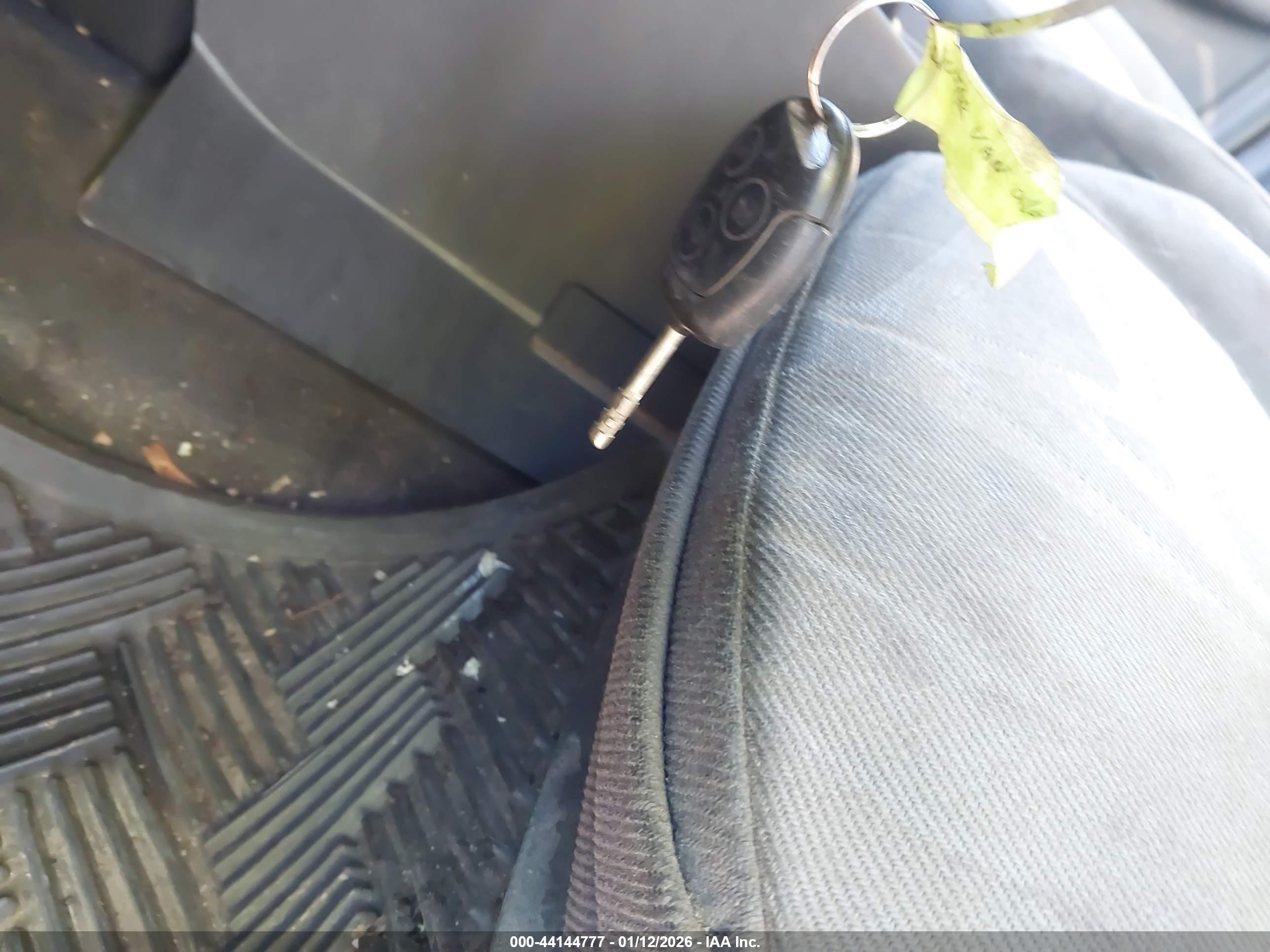 FORD TRANSIT image 11