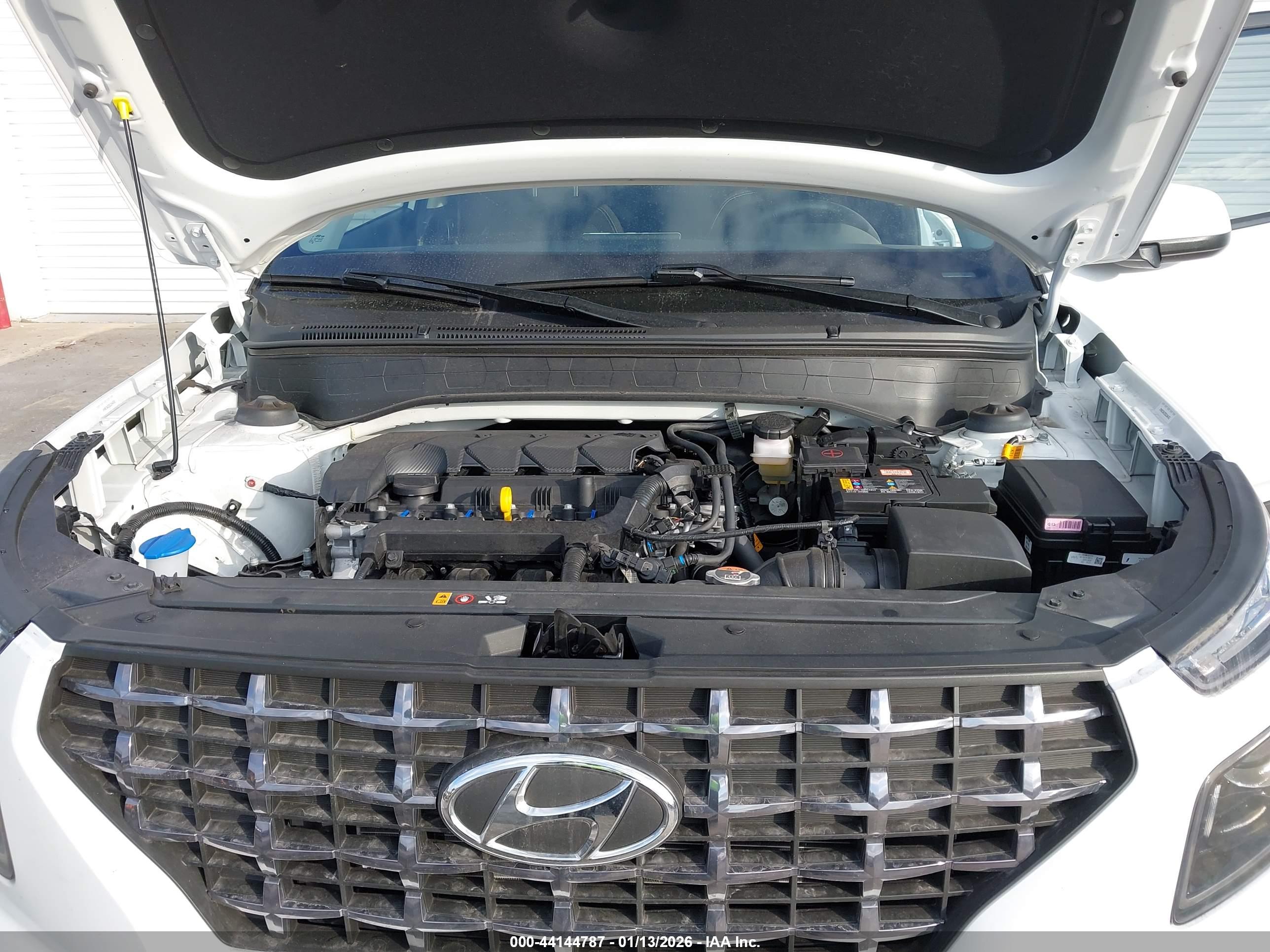 HYUNDAI VENUE image 10