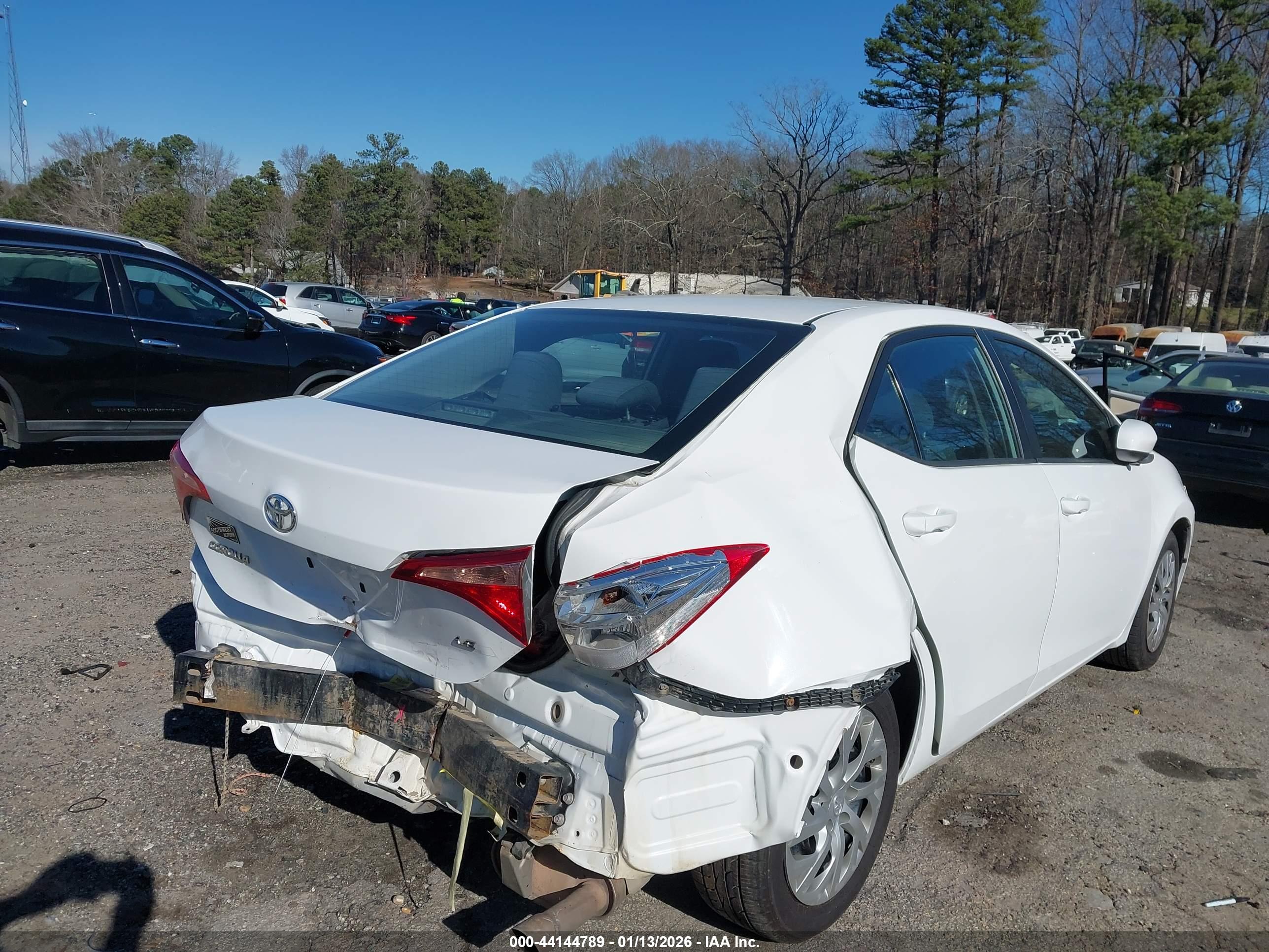 TOYOTA COROLLA image 6