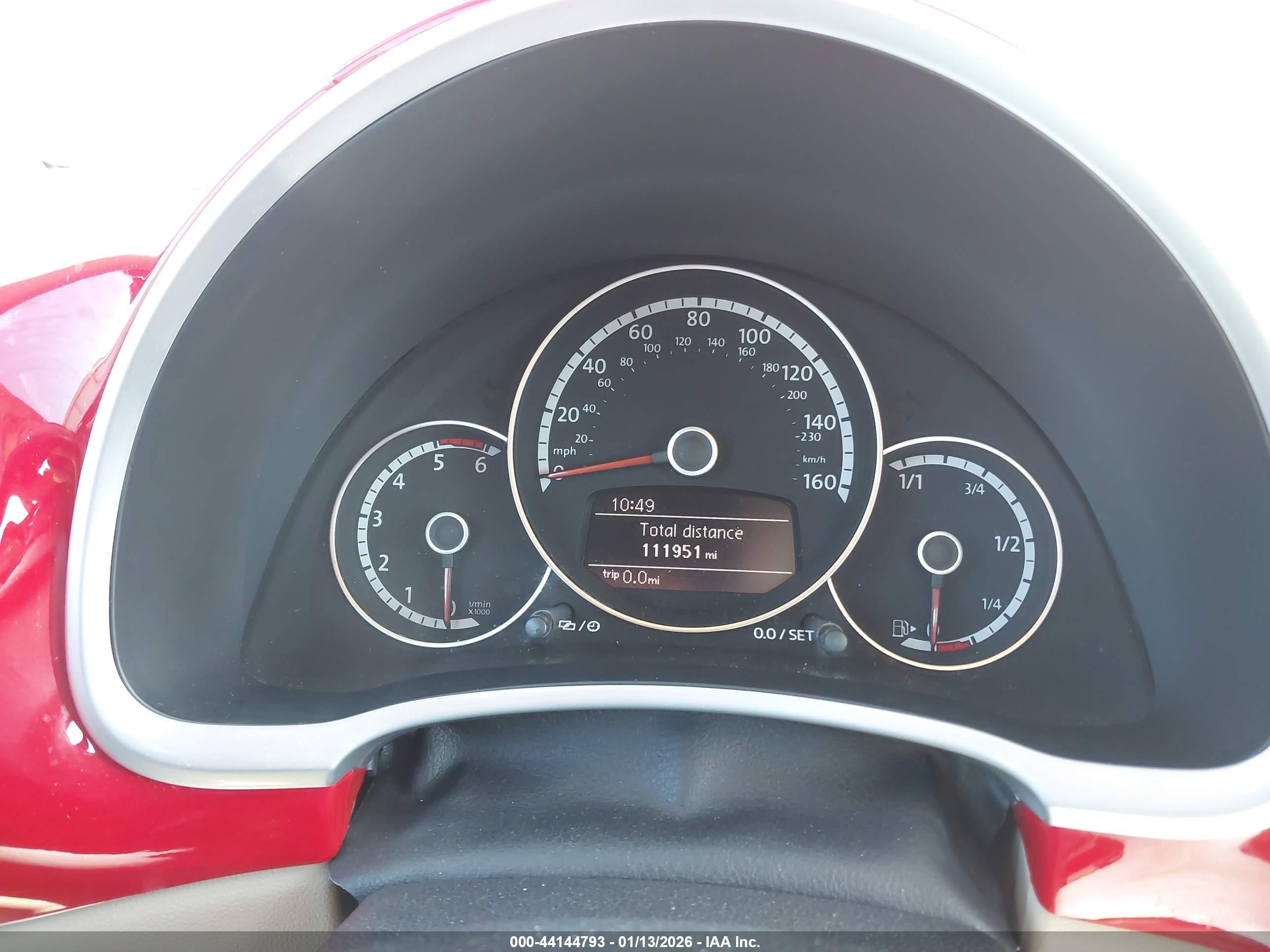 VOLKSWAGEN BEETLE image 7