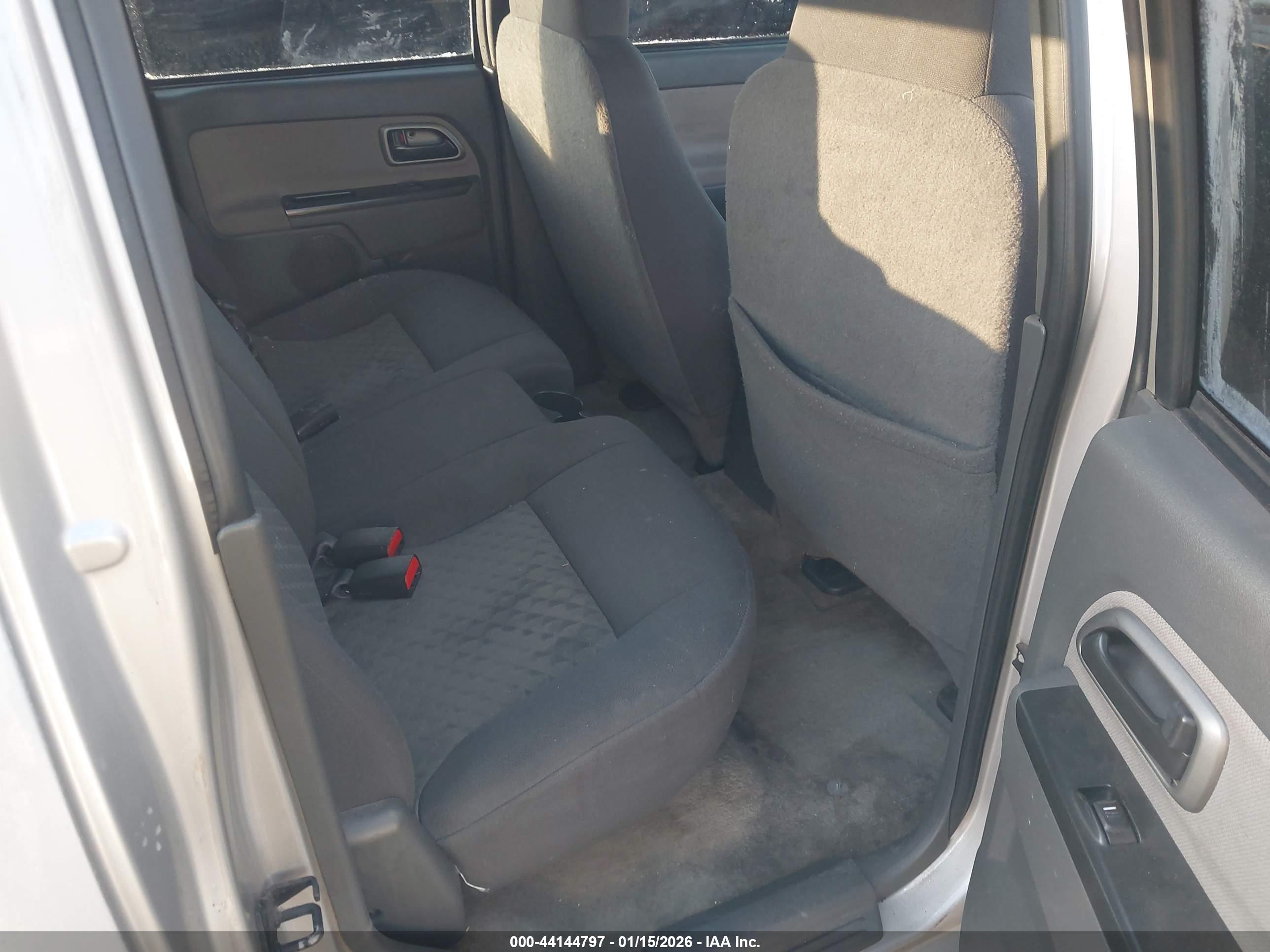 GMC CANYON image 8