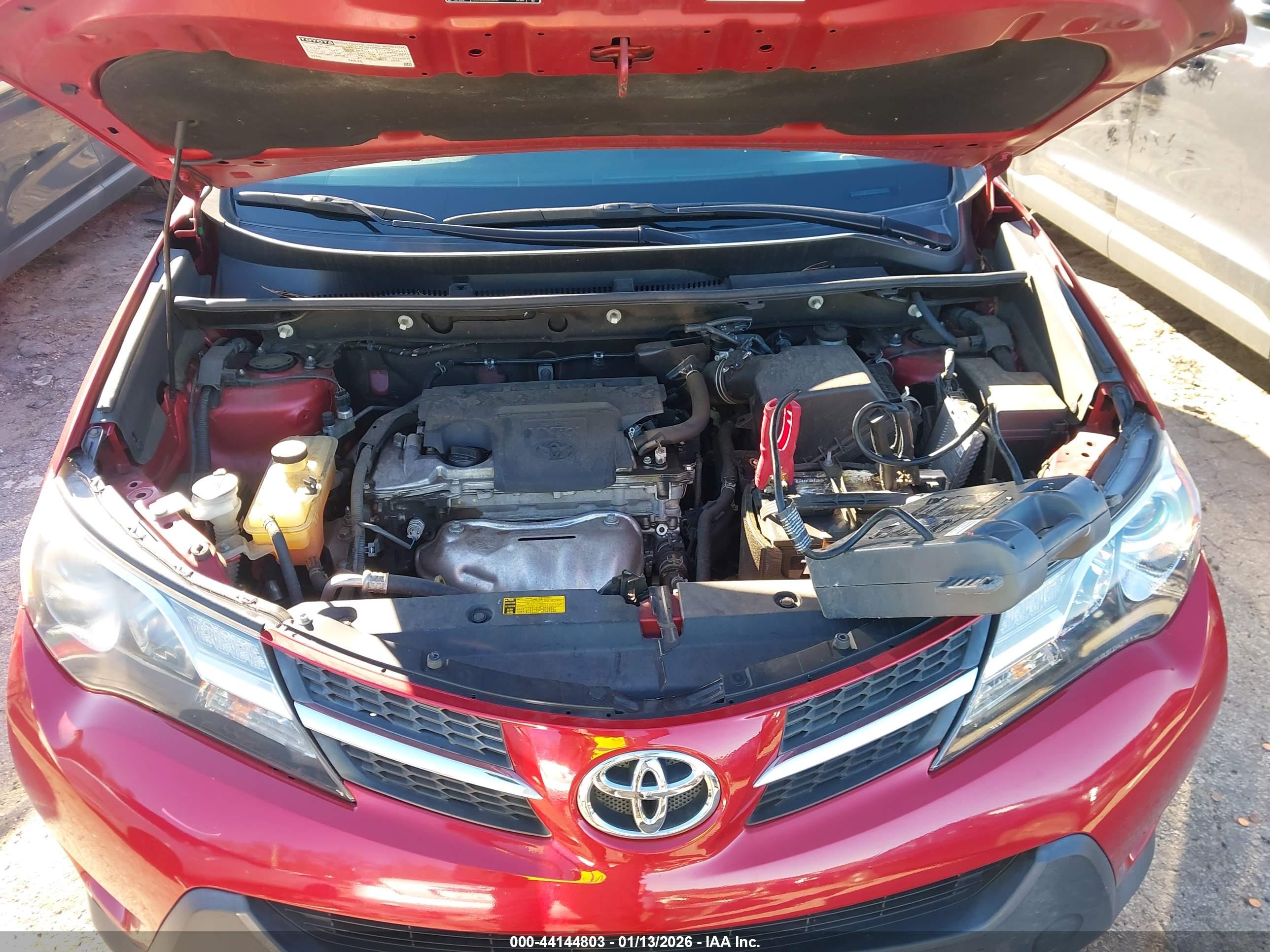 TOYOTA RAV4 image 10