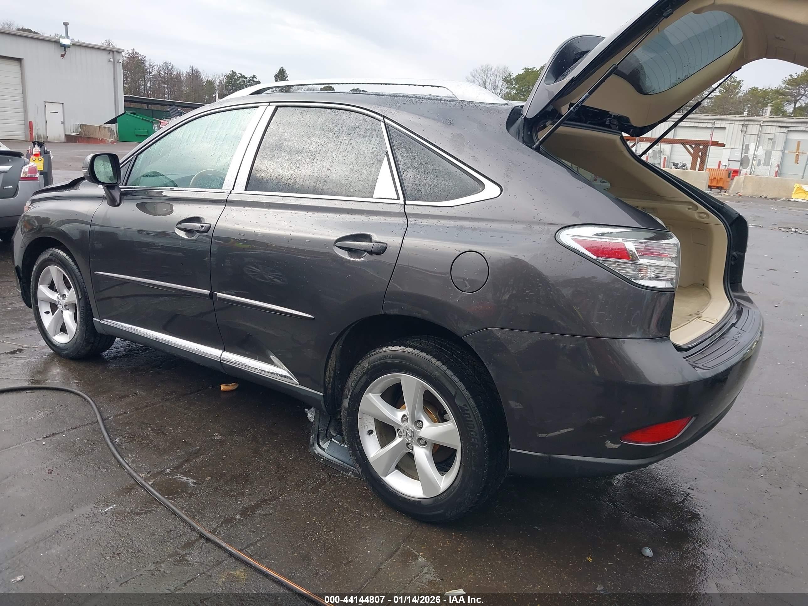 LEXUS RX image 3