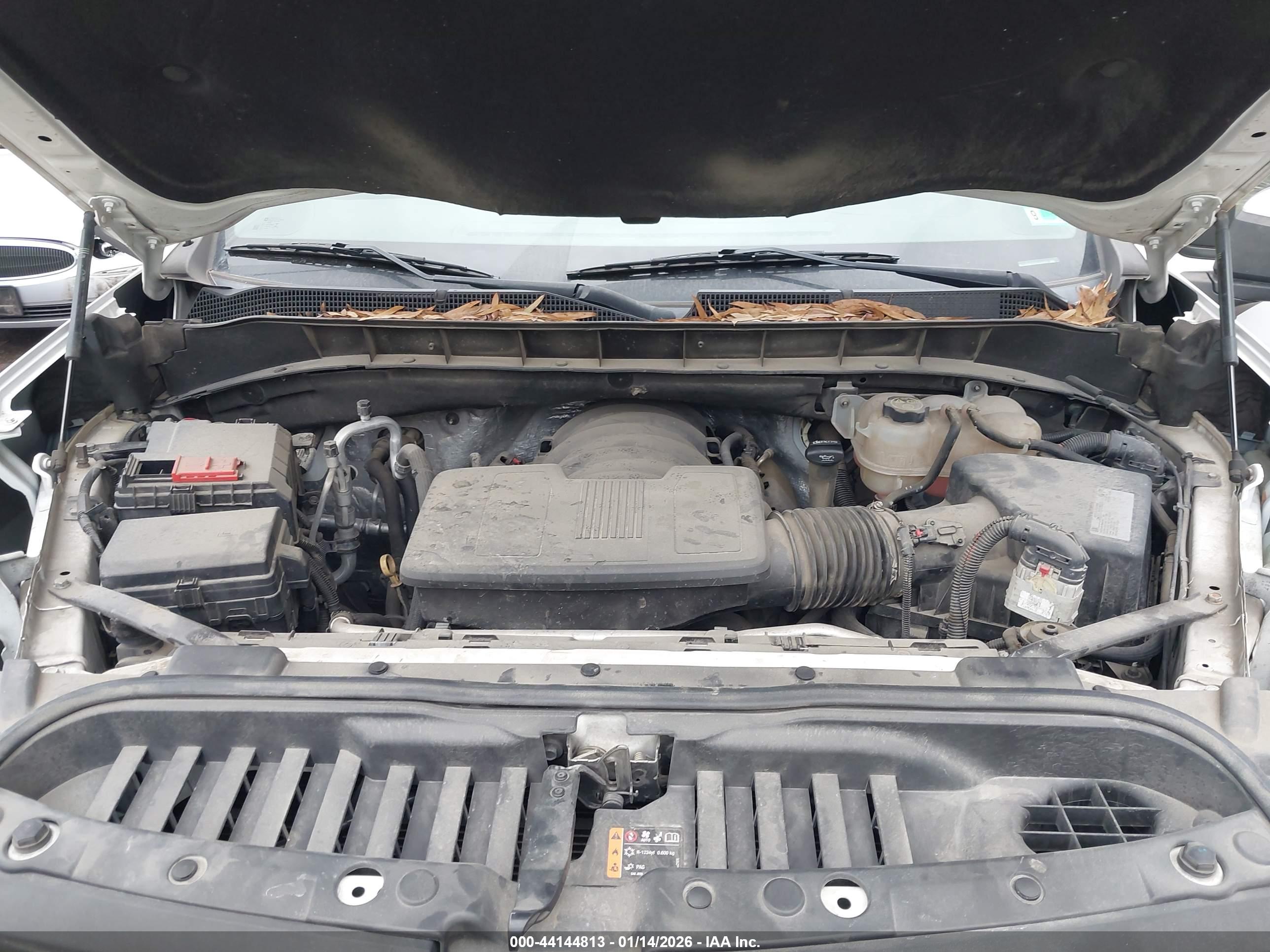 CHEVROLET SILVERADO image 10