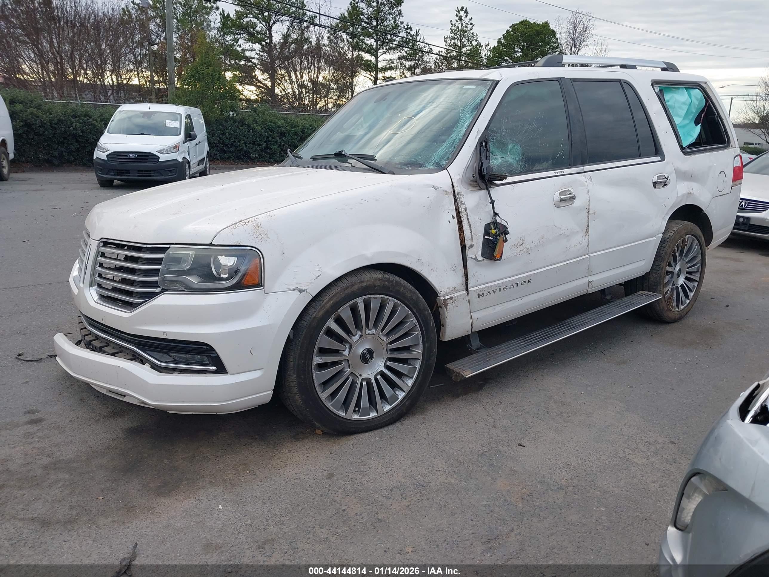 LINCOLN NAVIGATOR image 2