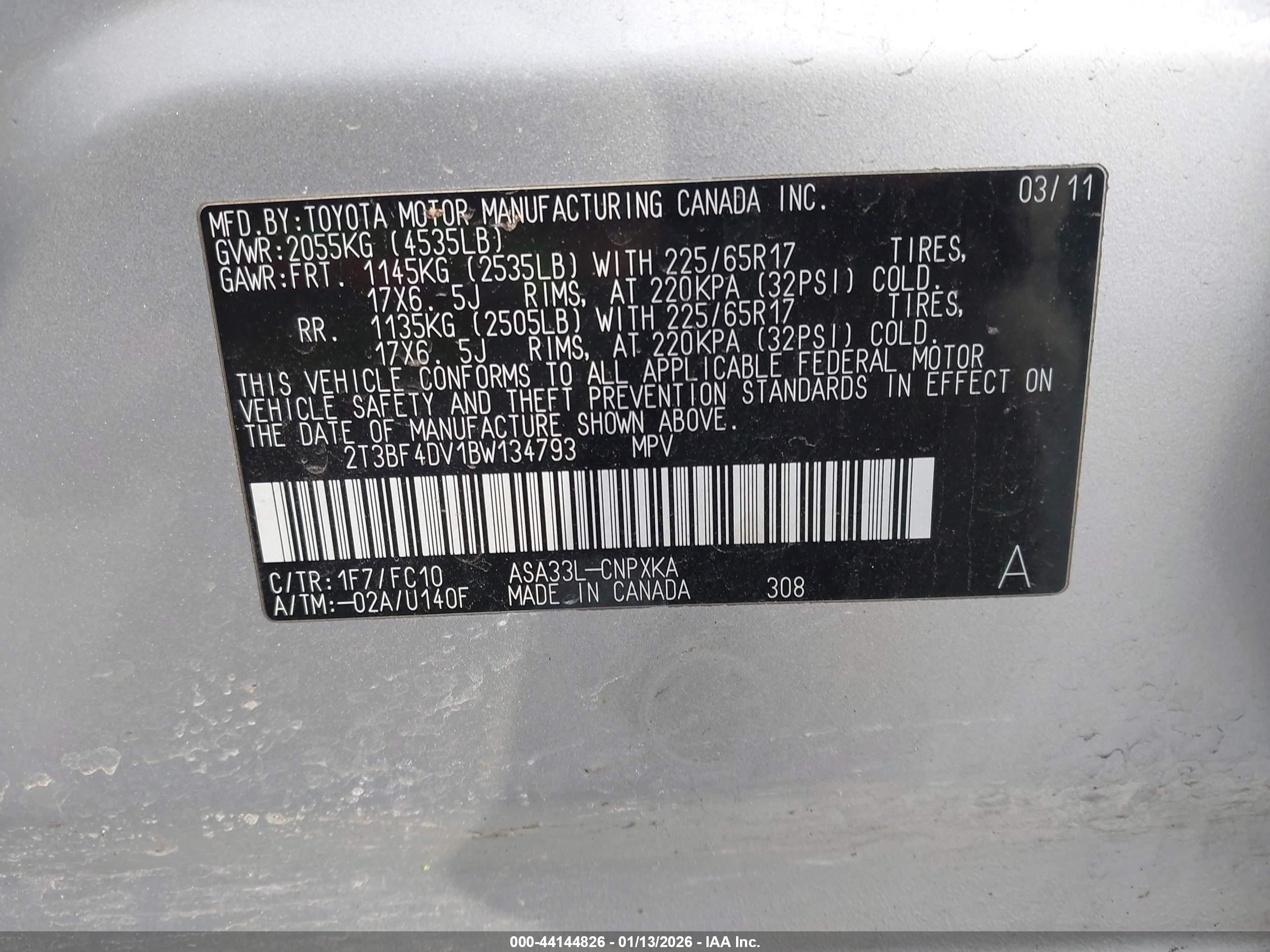TOYOTA RAV4 image 9