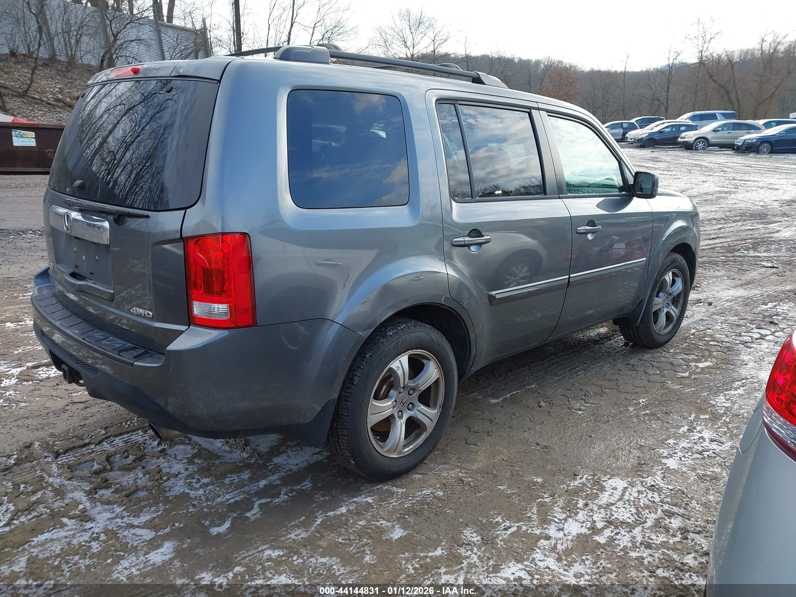 HONDA PILOT image 4