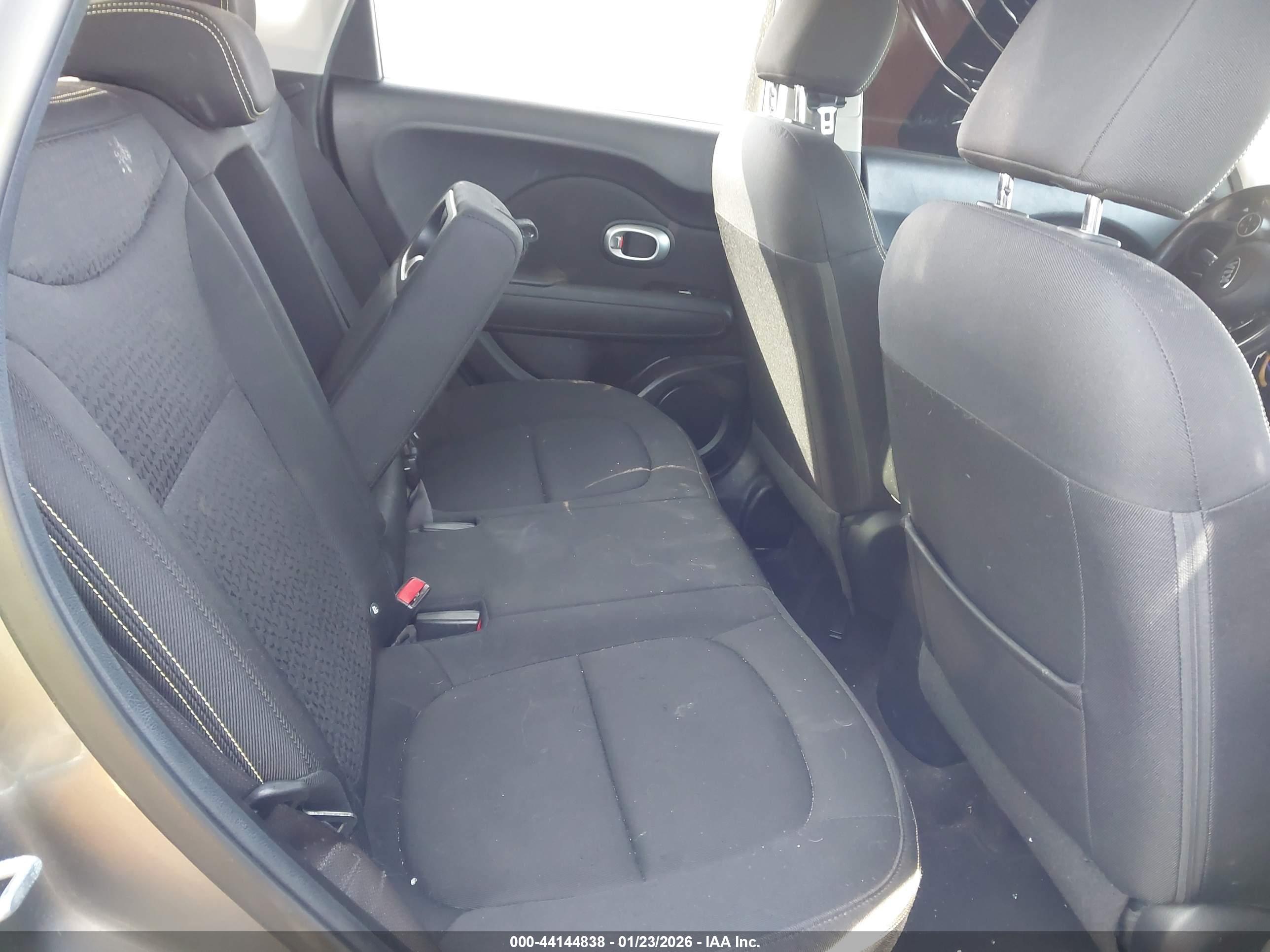 KIA SOUL image 8