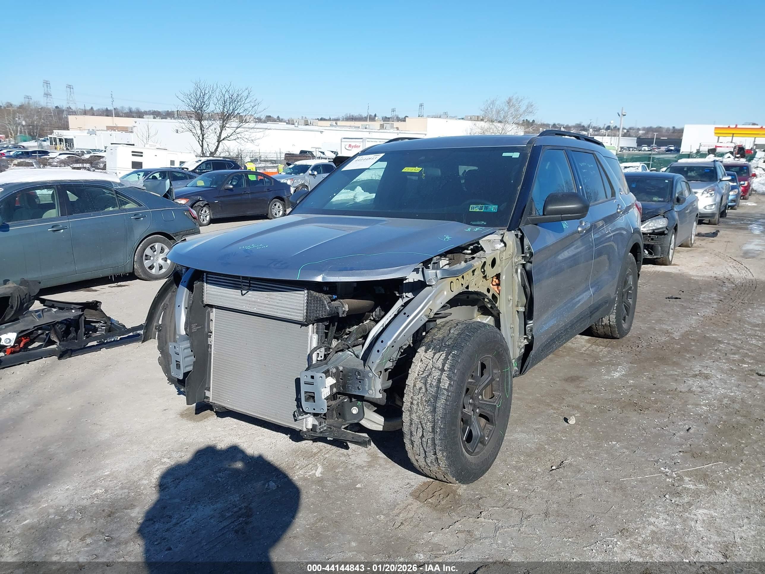 FORD EXPLORER image 6