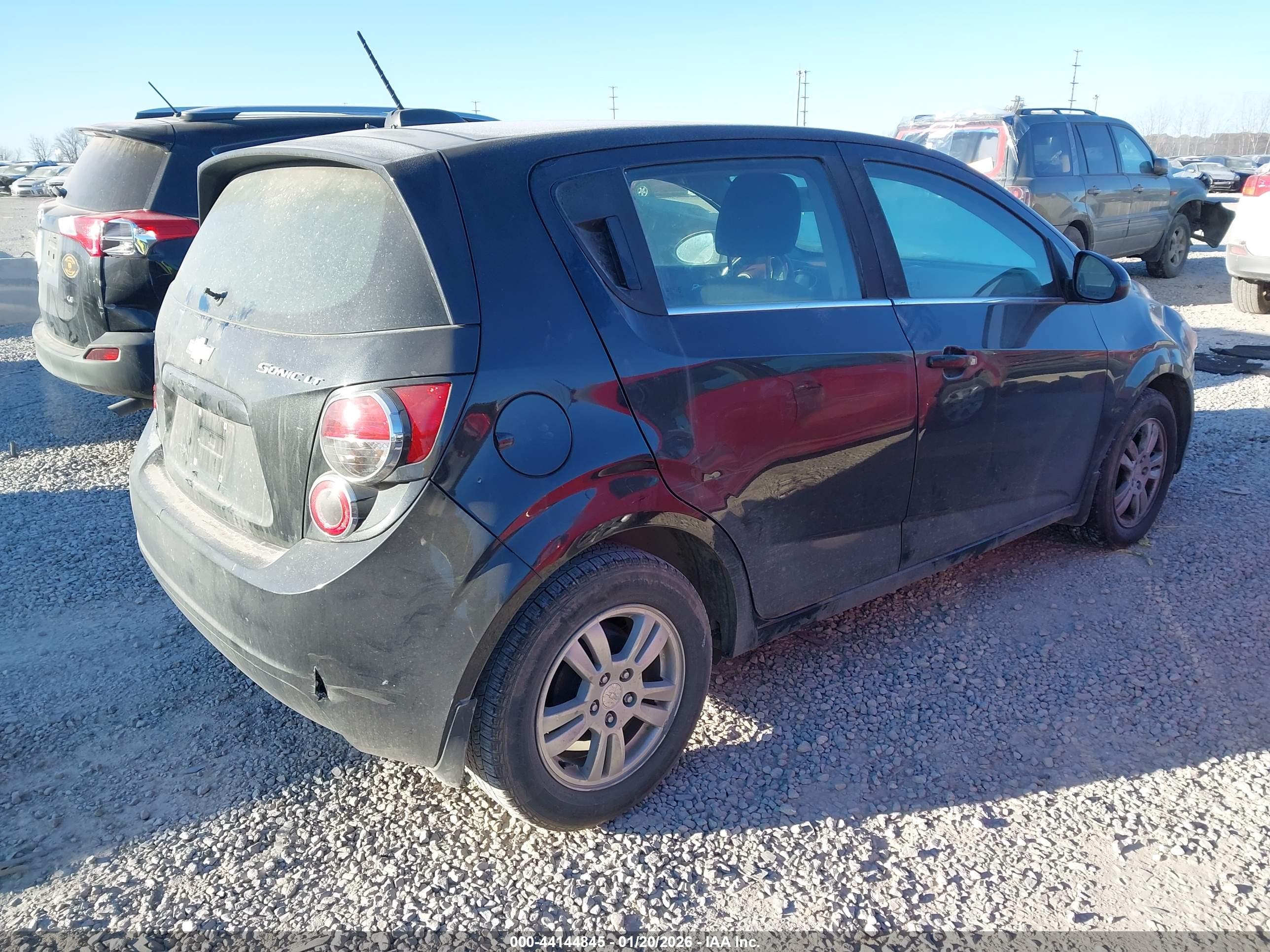 CHEVROLET SONIC image 4