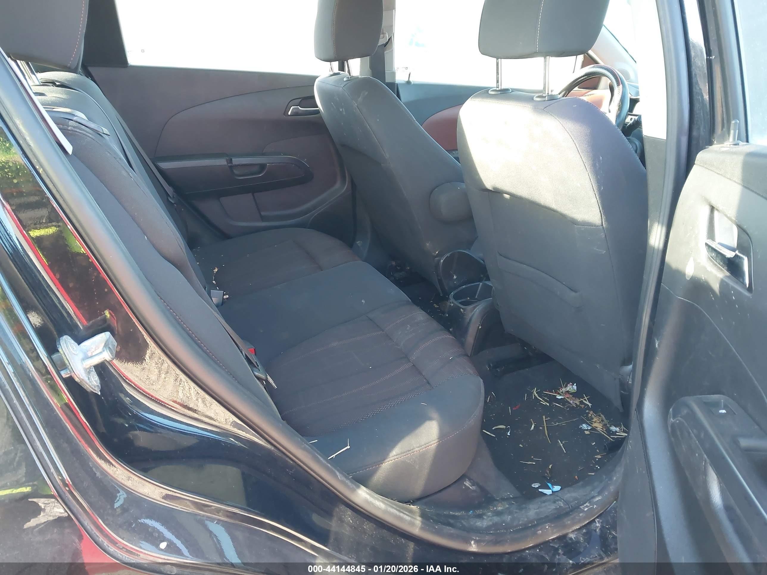 CHEVROLET SONIC image 8