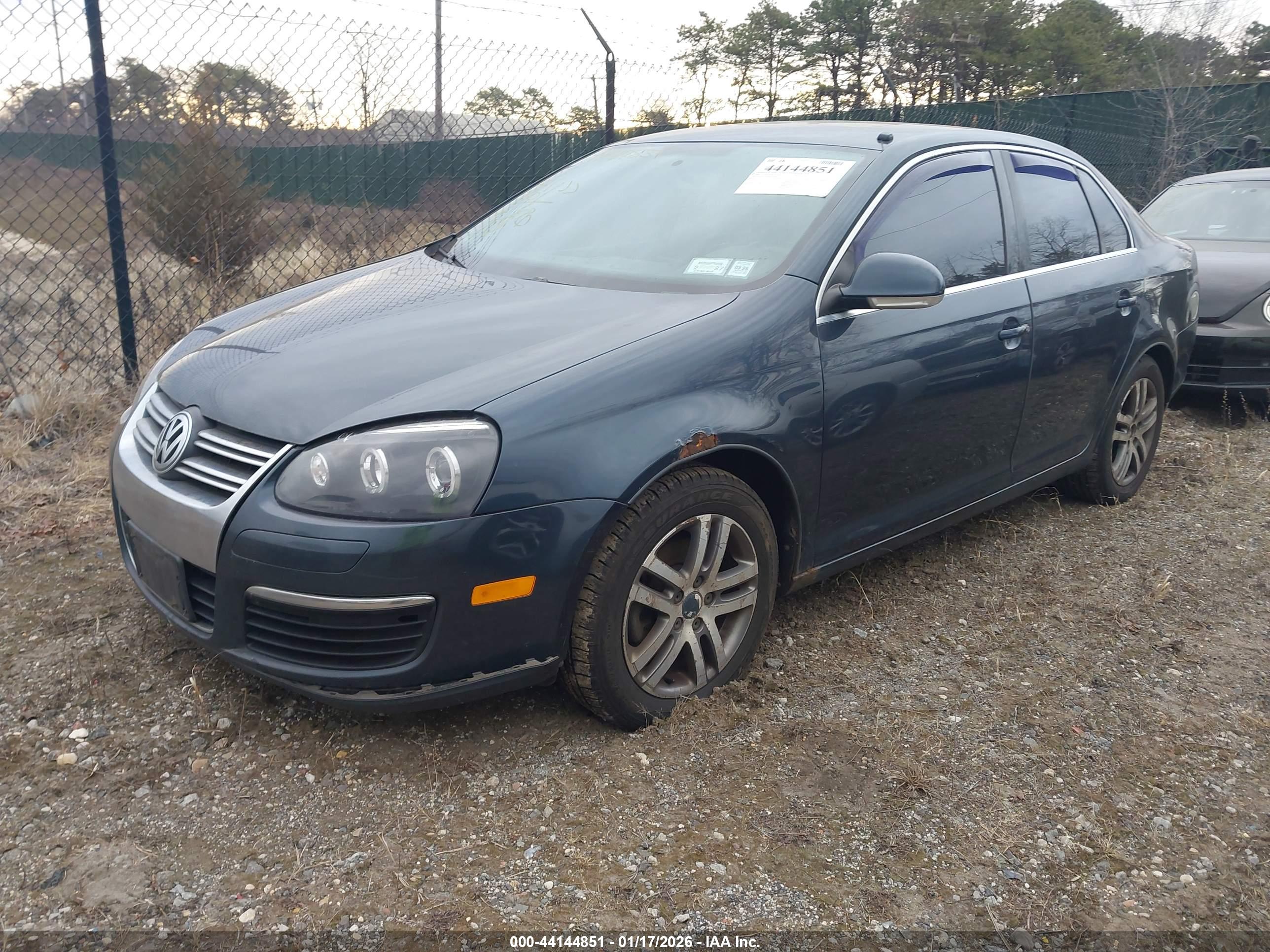 VOLKSWAGEN JETTA image 2