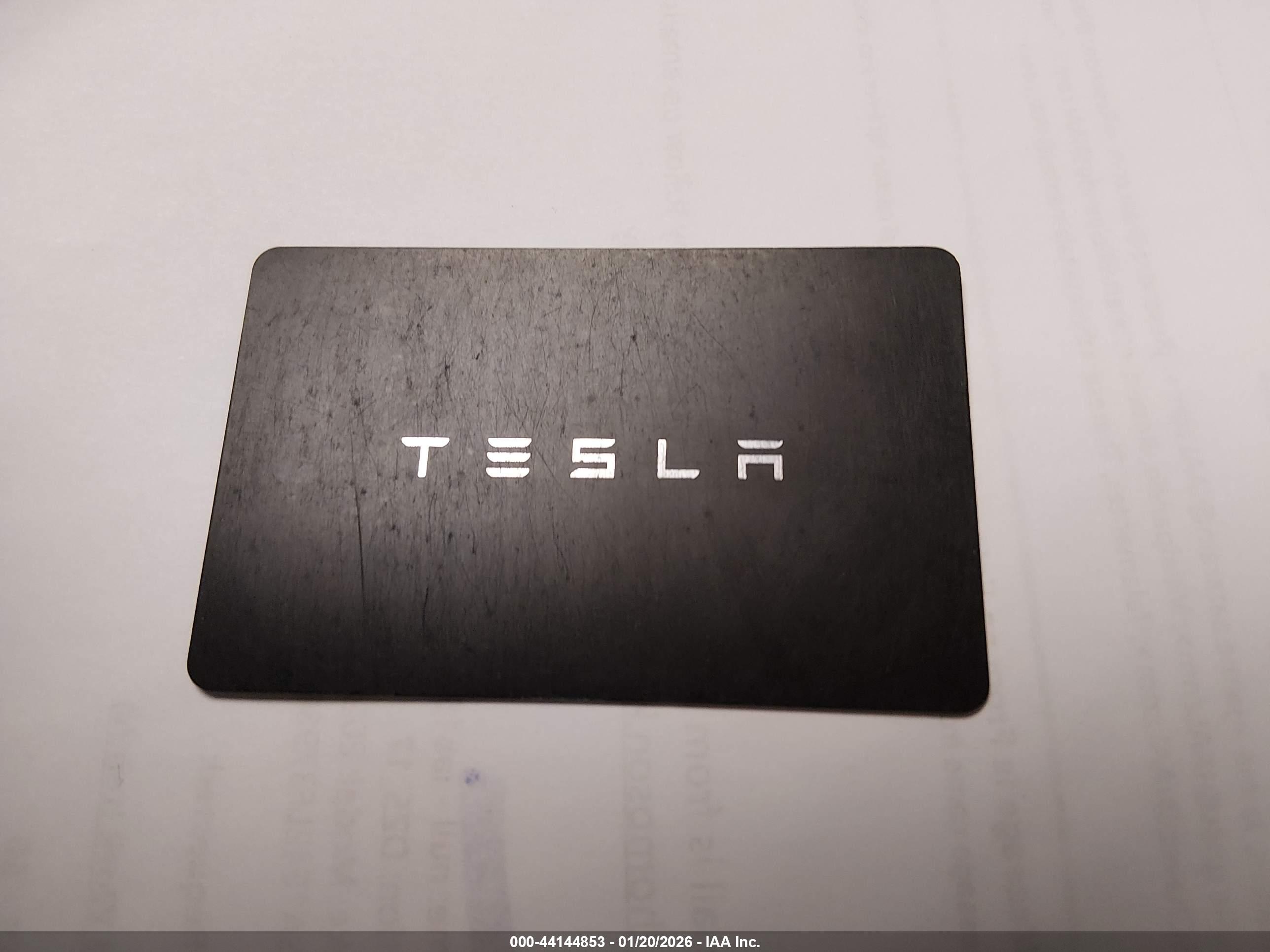 TESLA MODEL image 11