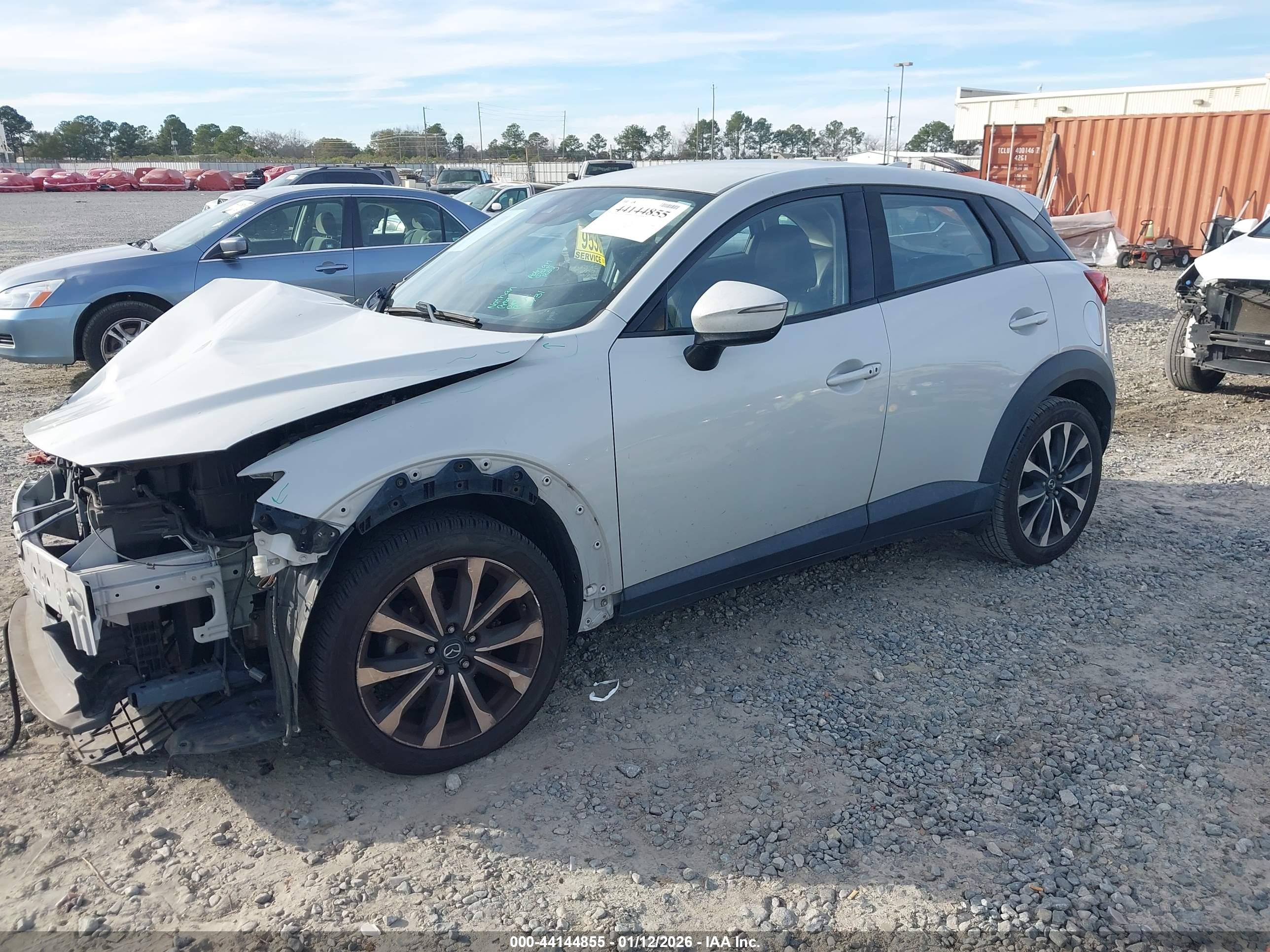 MAZDA CX-3 image 2