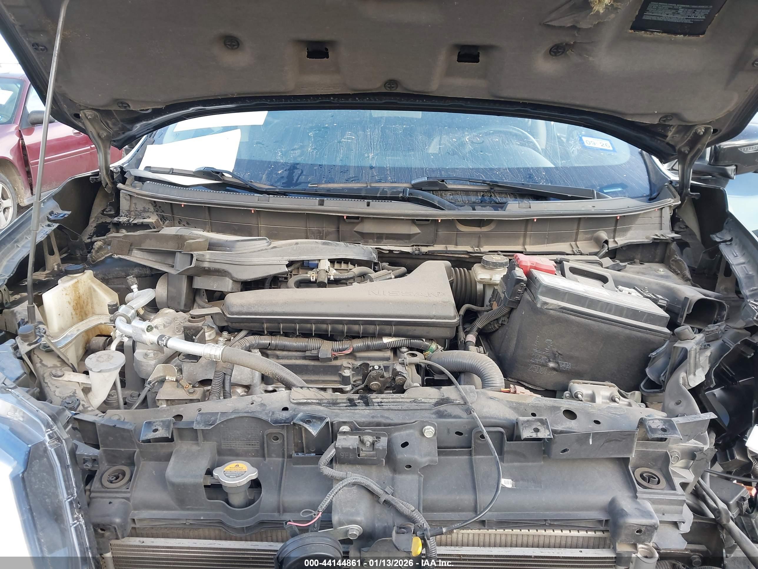 NISSAN ROGUE image 10