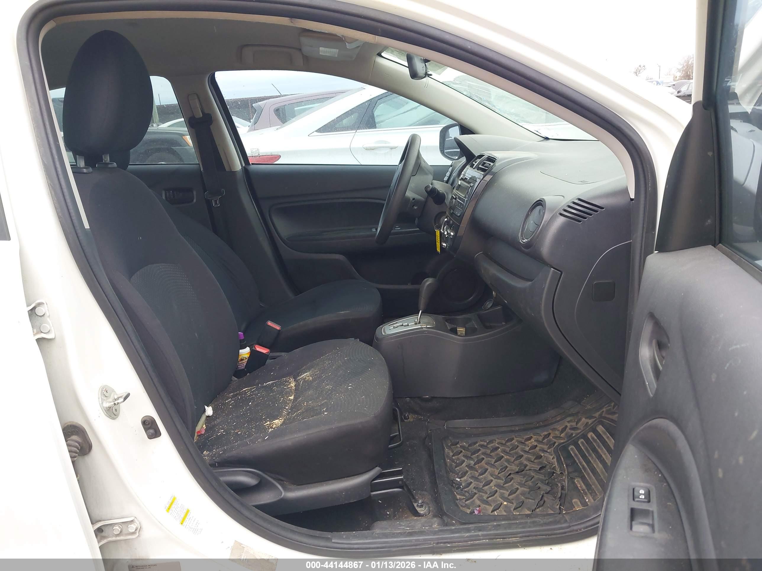 MITSUBISHI MIRAGE image 5