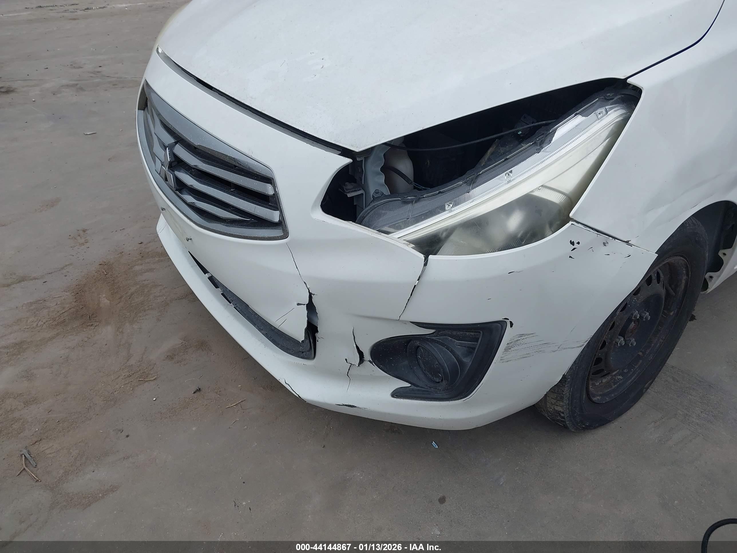 MITSUBISHI MIRAGE image 6