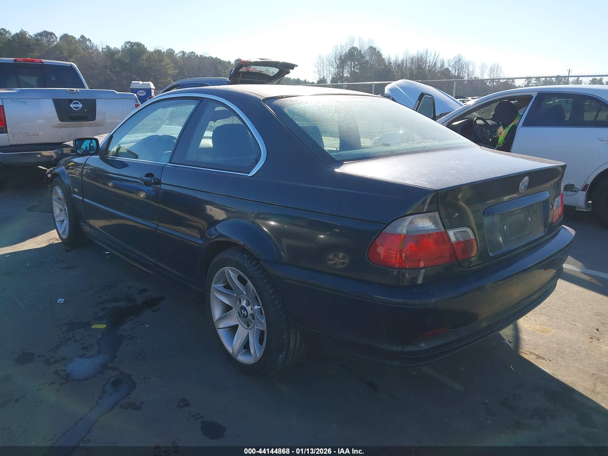 BMW 325CI image 3