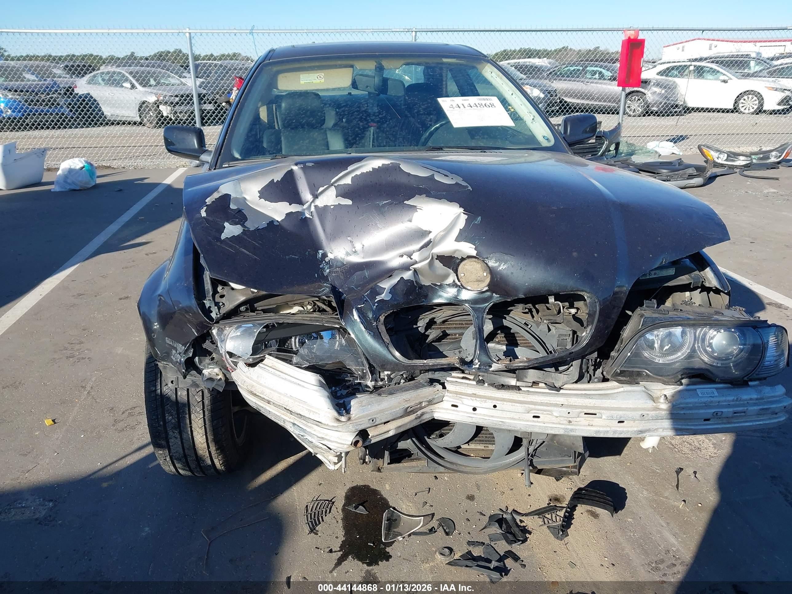 BMW 325CI image 6