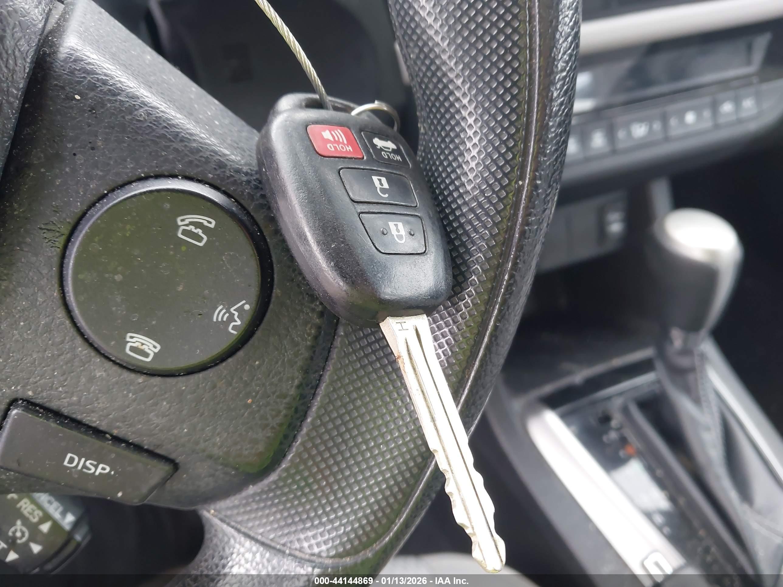 TOYOTA COROLLA image 11
