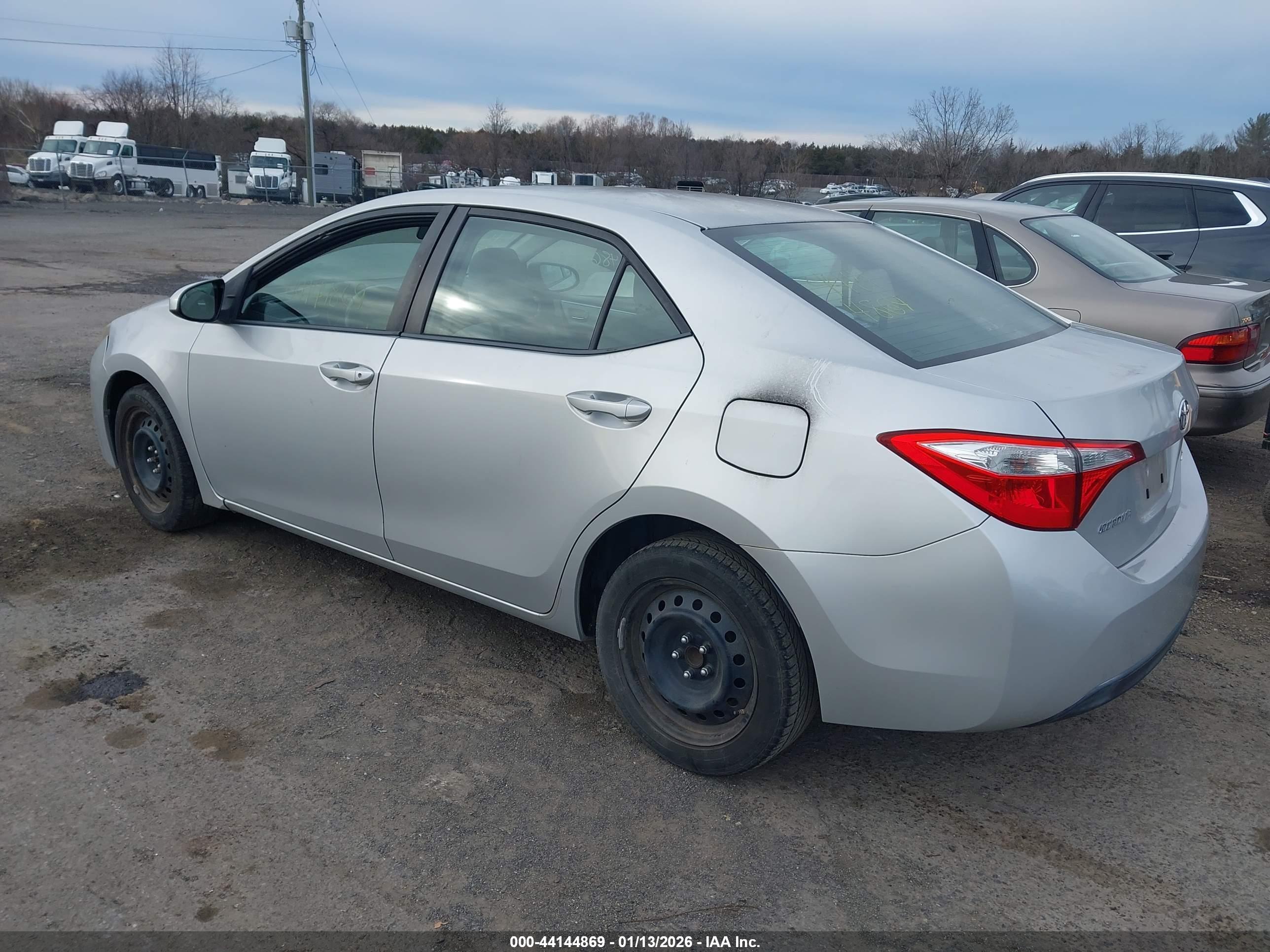 TOYOTA COROLLA image 3