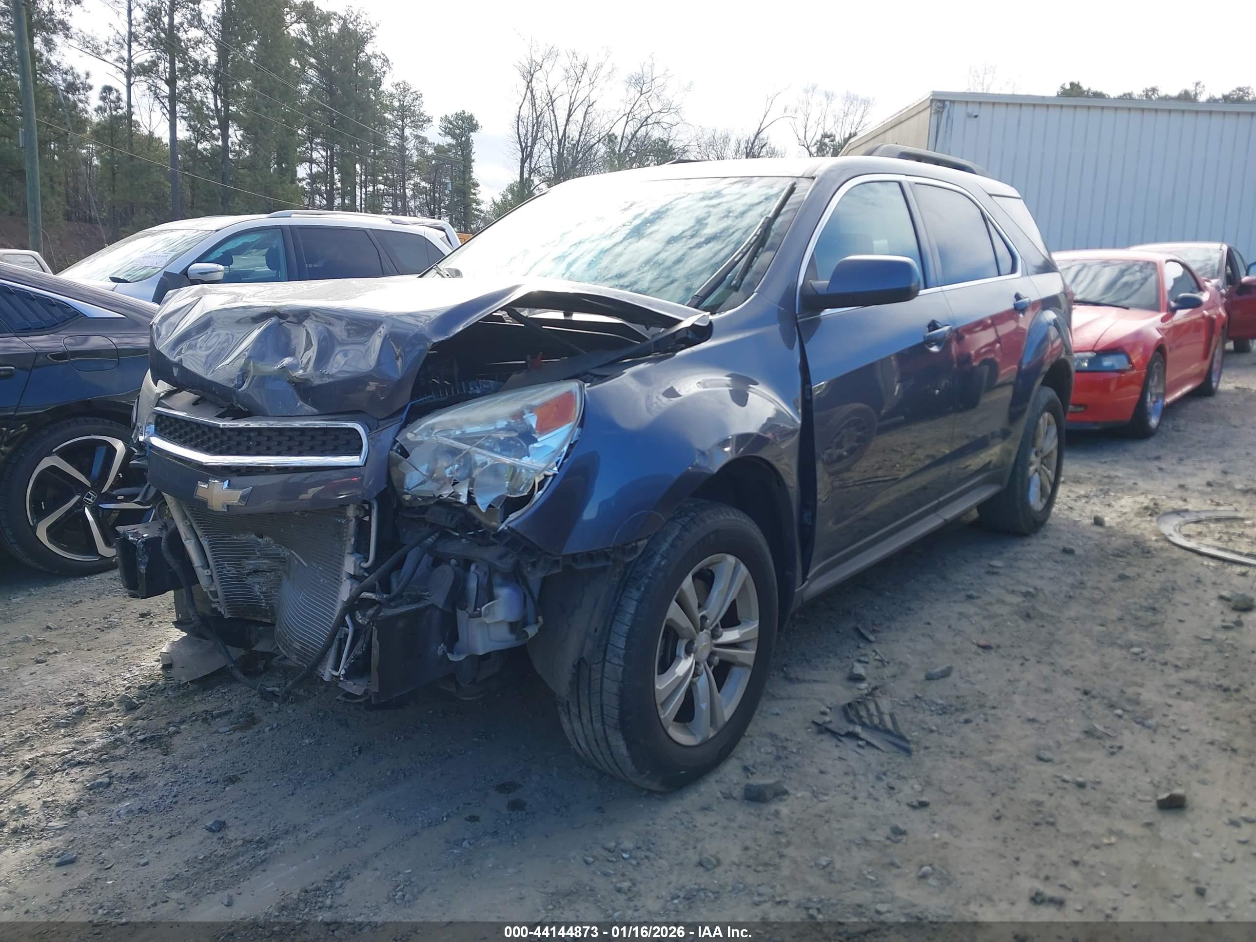 CHEVROLET EQUINOX image 2
