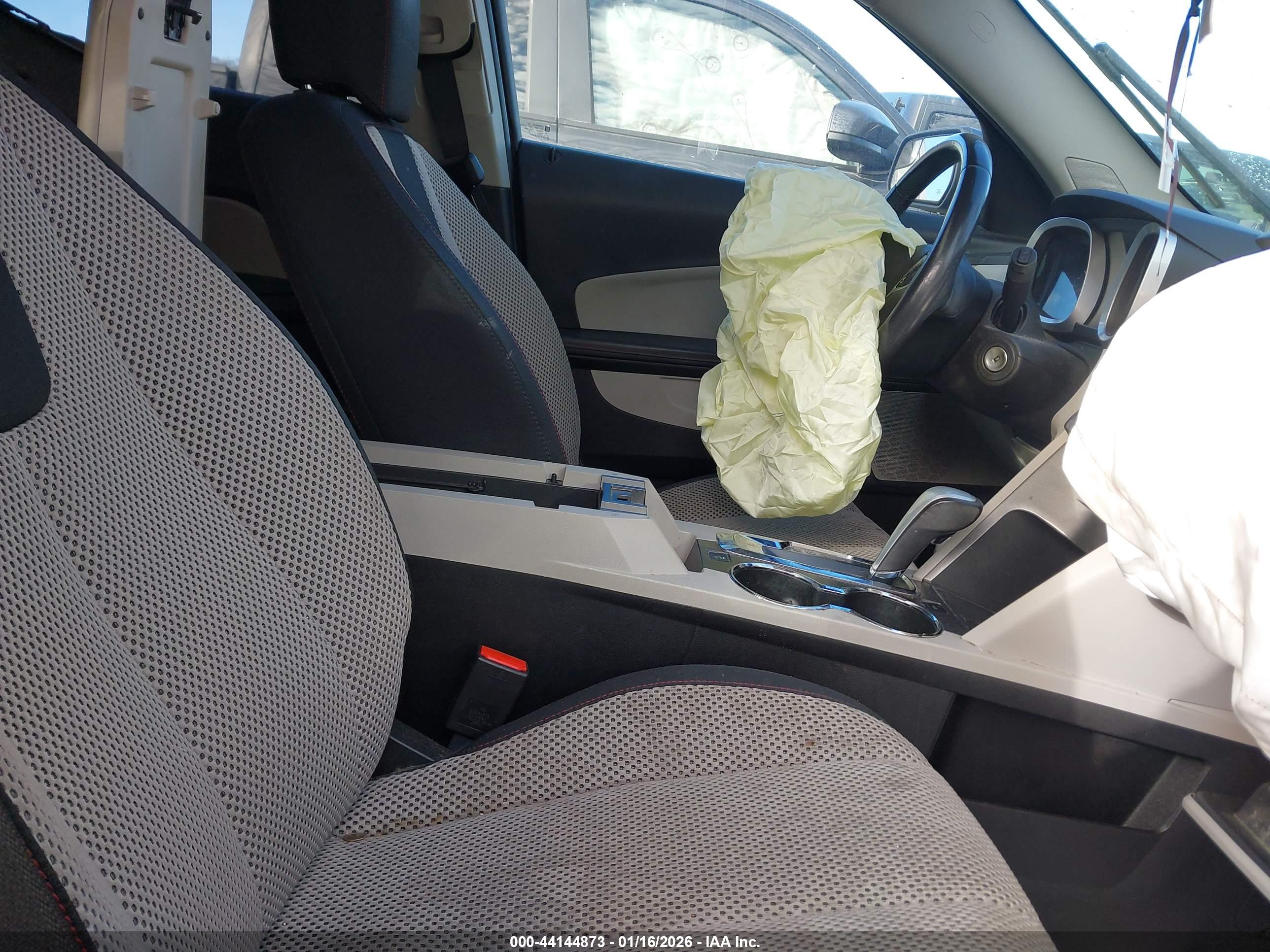 CHEVROLET EQUINOX image 5