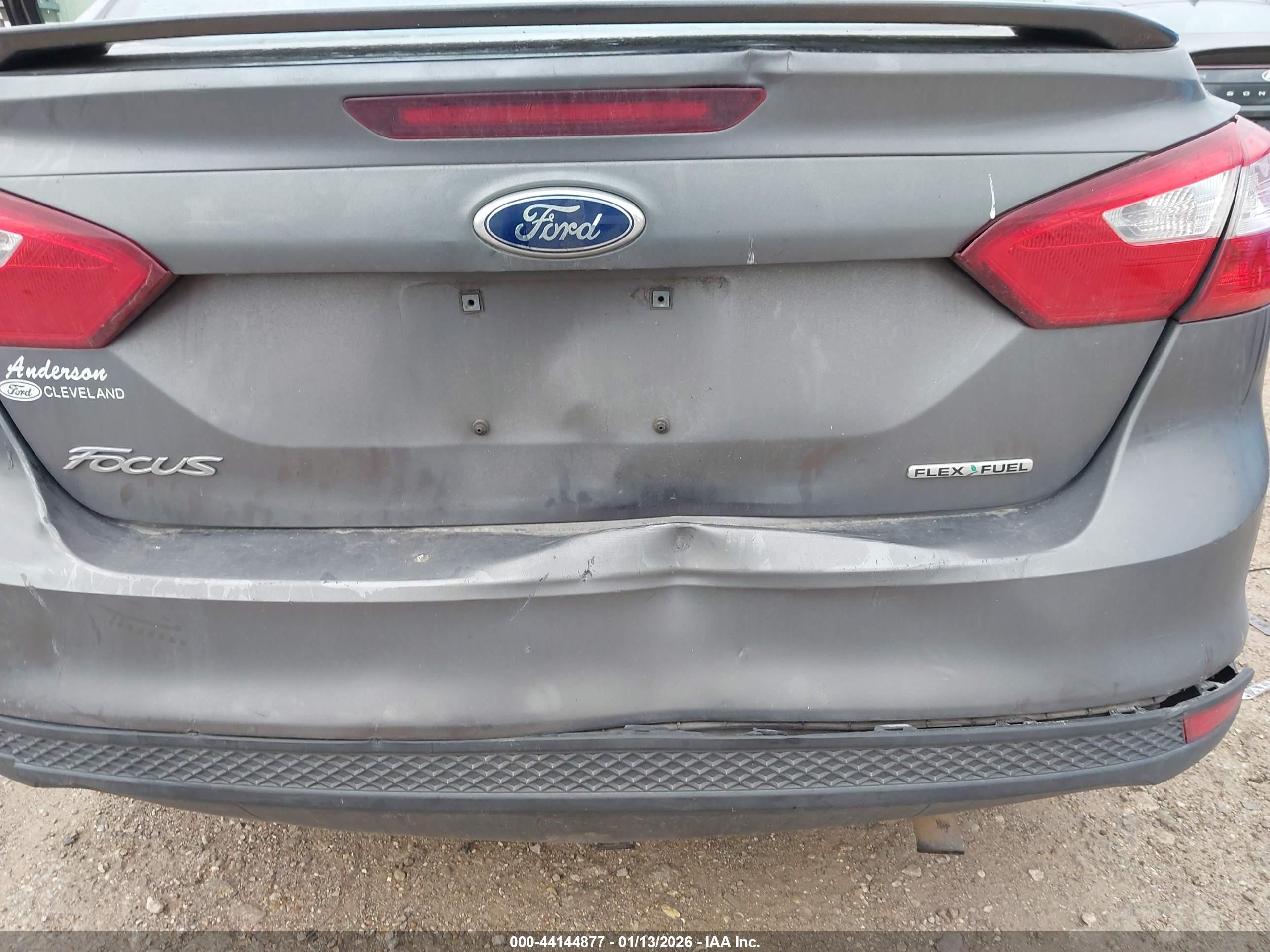 FORD FOCUS image 6
